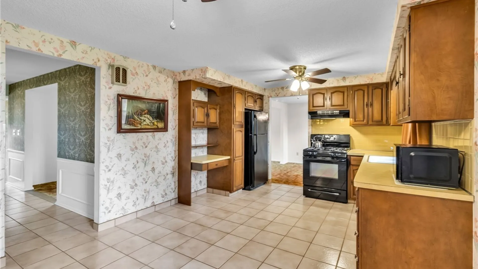 Property at 329 Seabrook Drive, Amherst, NY 14221 22