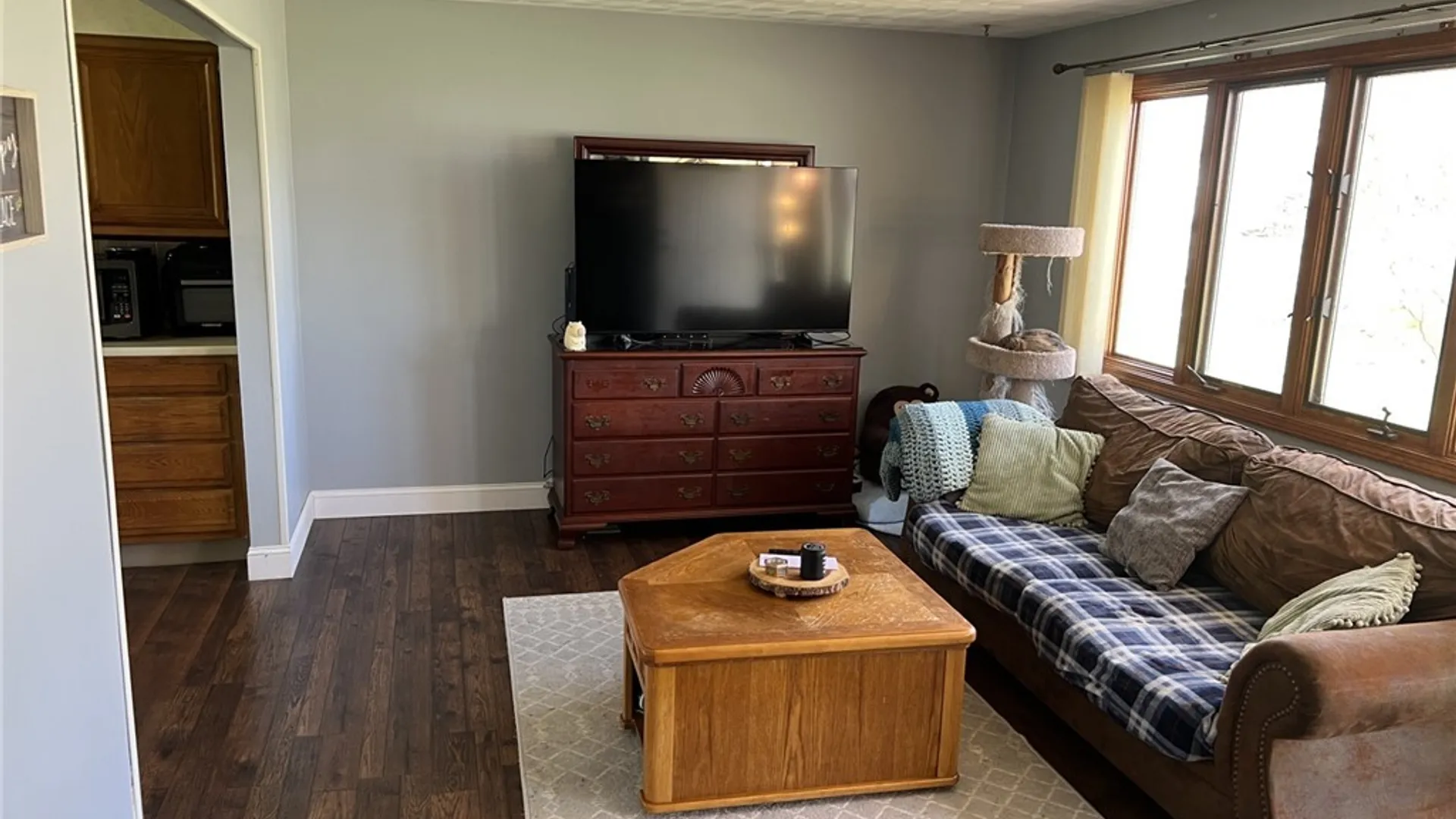 Property at 6721 Lindbergh Avenue, Niagara Falls, NY 14304 12