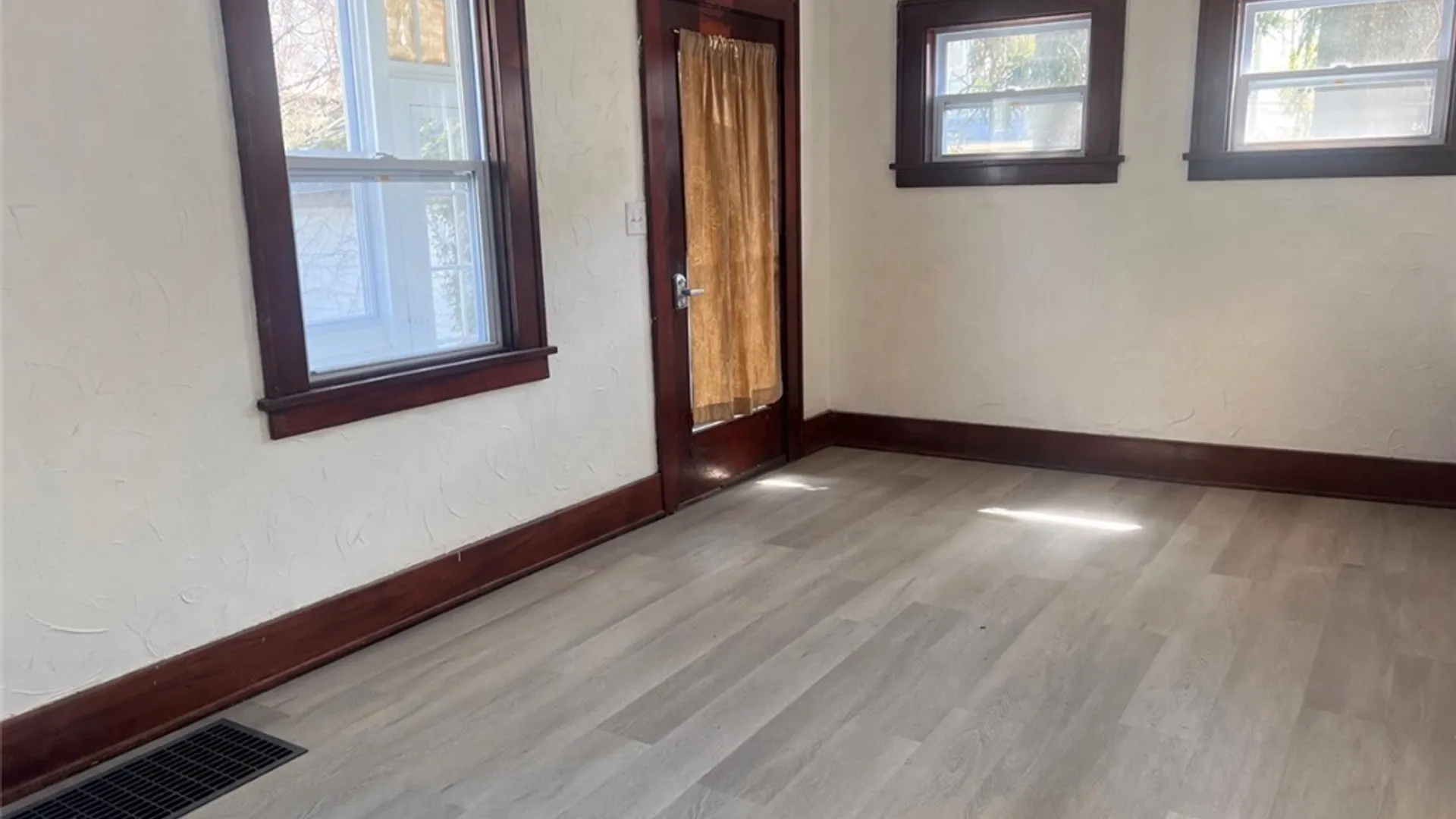 Property at 43 Lawton Street, Rochester, NY 14607 10