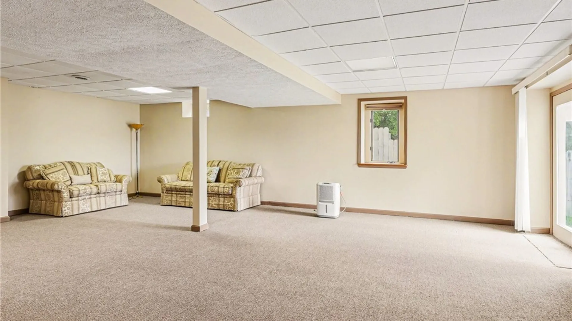 Property at 19 Royal Birkdale Court, Perinton, NY 14526 26