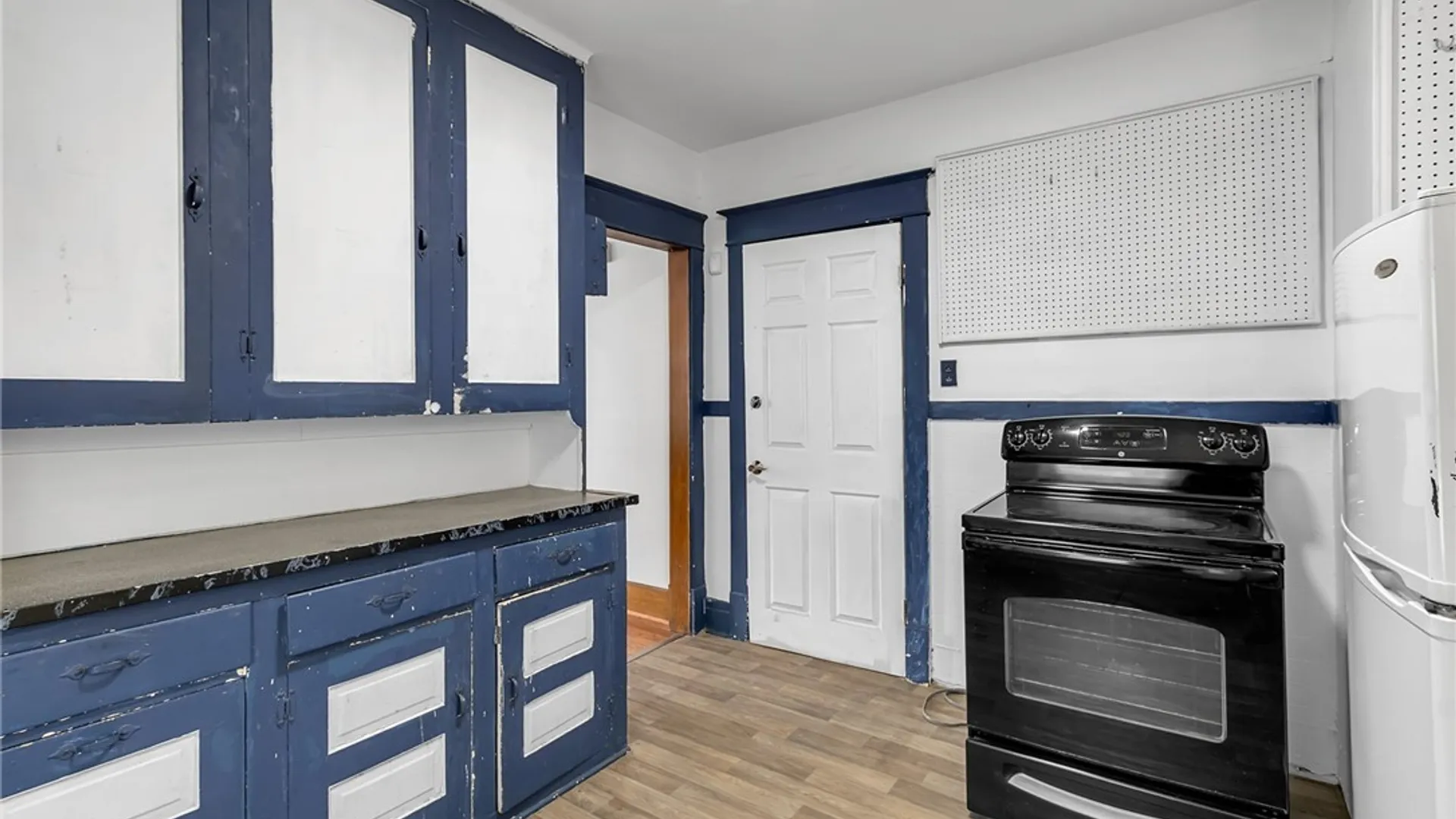 Property at 228 Highgate Avenue, Buffalo, NY 14215 14