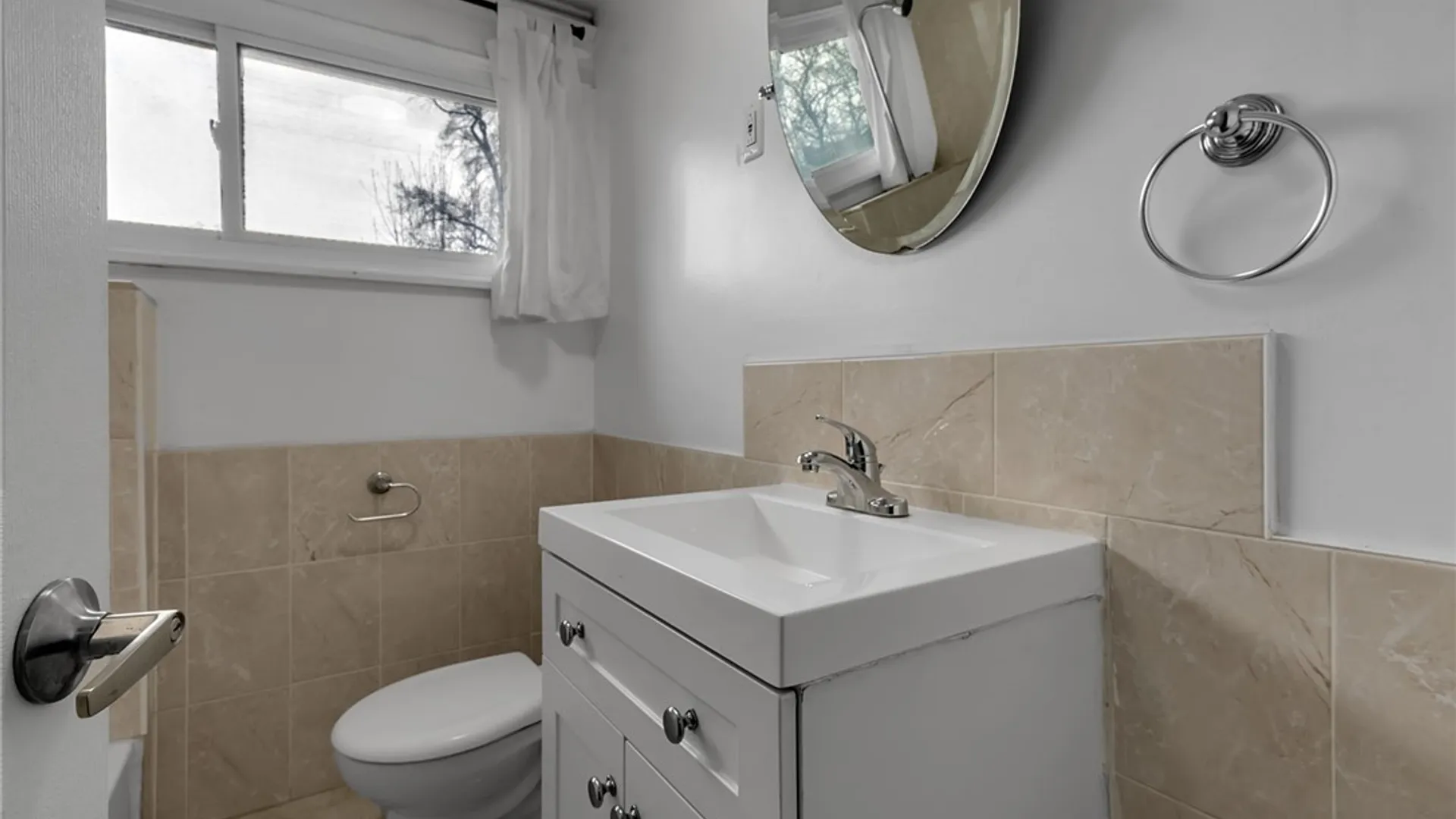 Property at 228 Highgate Avenue, Buffalo, NY 14215 20