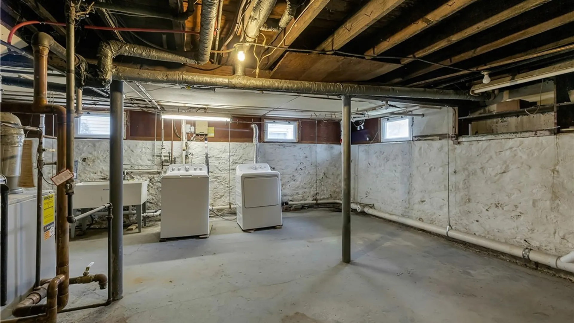Property at 228 Highgate Avenue, Buffalo, NY 14215 27