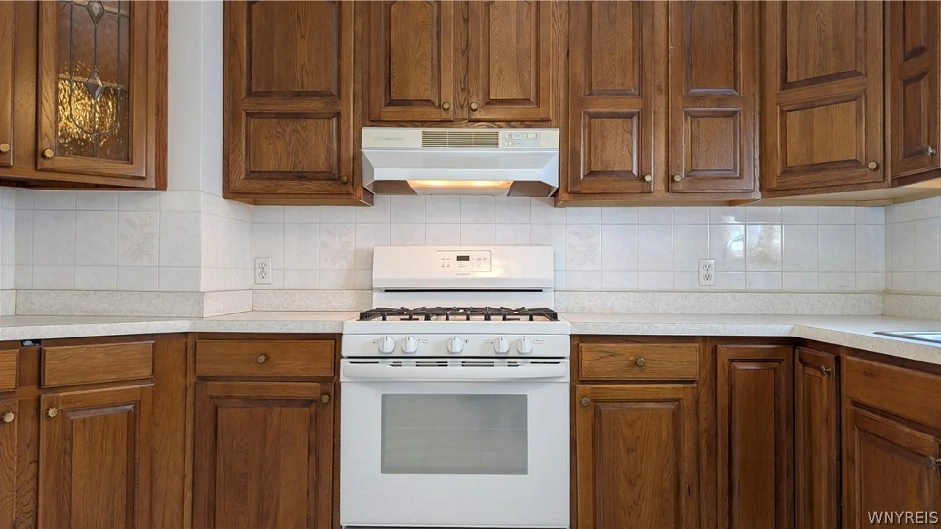 Property at 88 Commonwealth Avenue, Buffalo, NY 14216 11