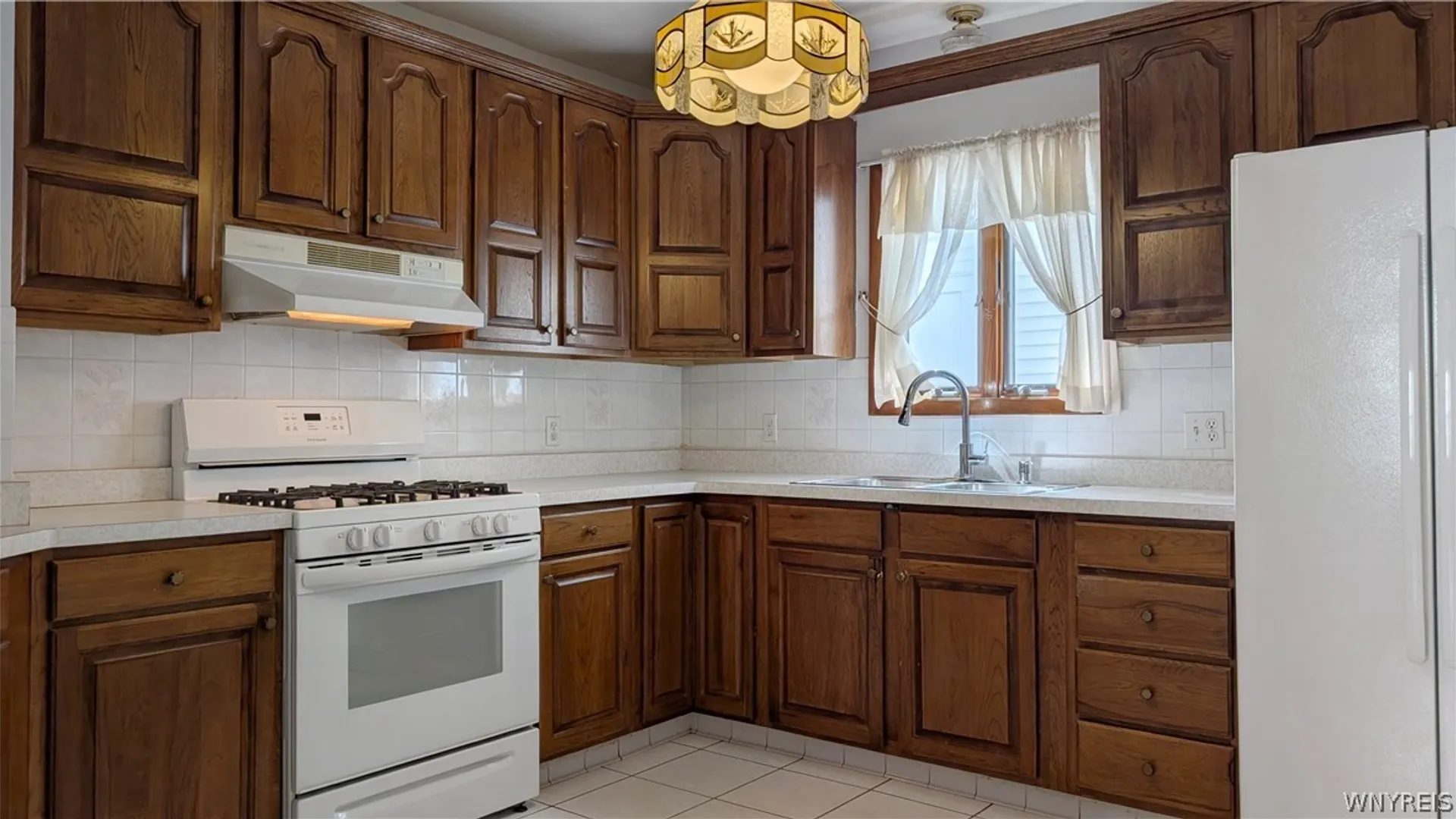 Property at 88 Commonwealth Avenue, Buffalo, NY 14216 9