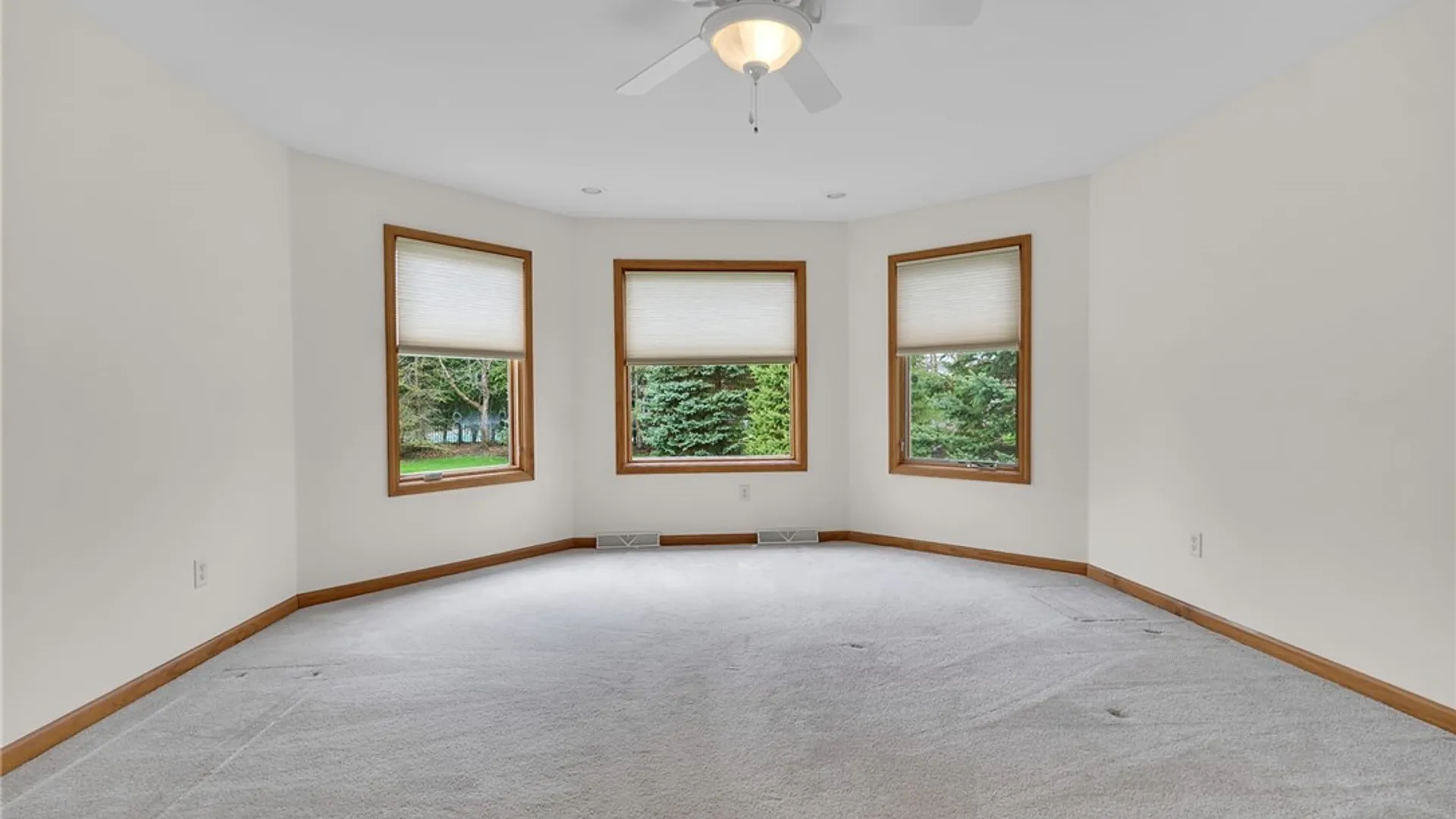 Property at 5934 Monaghan Lane, Clarence, NY 14032 22