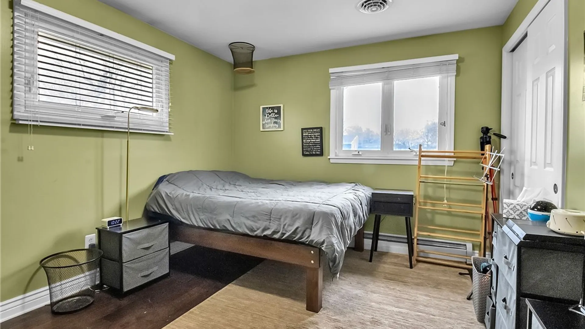 Property at 12 Joanie Lane, Amherst, NY 14228 22