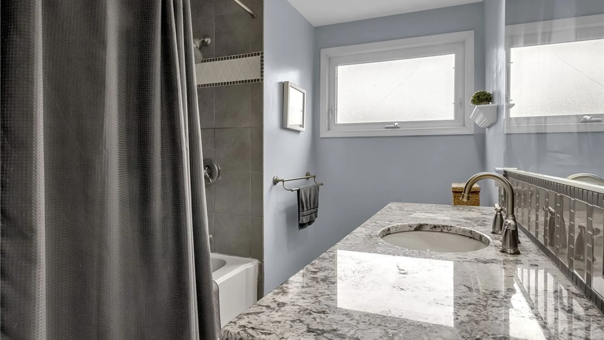 Property at 12 Joanie Lane, Amherst, NY 14228 24