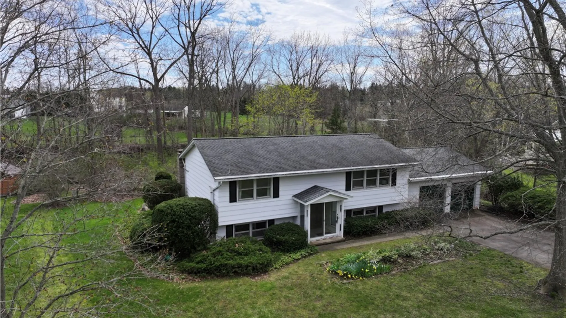 Property at 994 Jordan Drive, Macedon, NY 14522 3