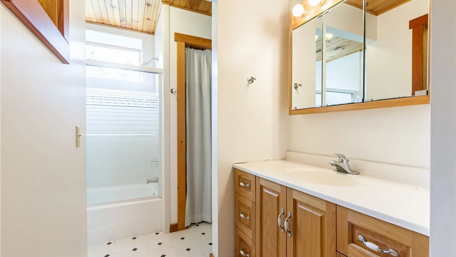 Property at 8066 County Road 33, Naples, NY 14512 24