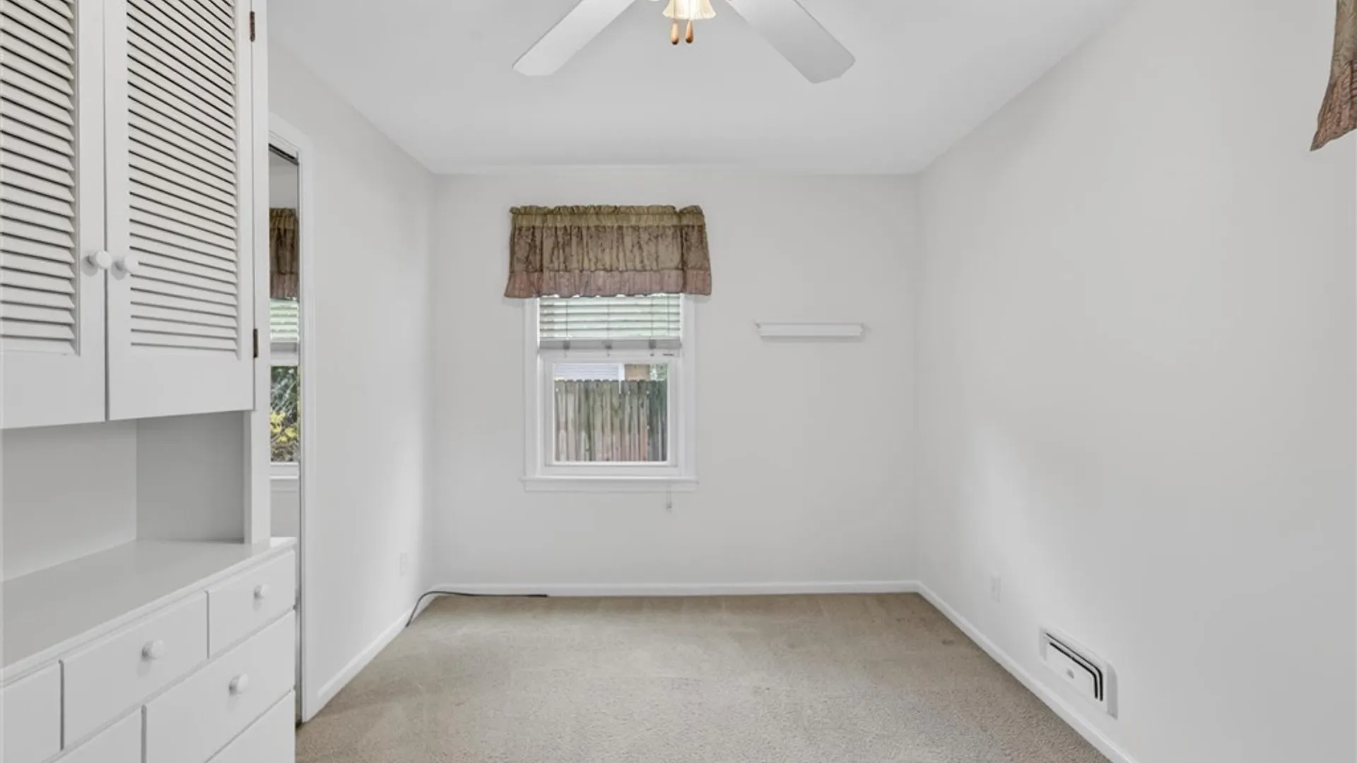 Property at 258 Oakdale Drive, Webster, NY 14580 15