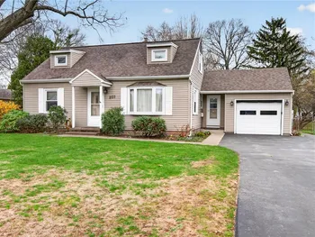 Property at 258 Oakdale Drive, Webster, NY 14580