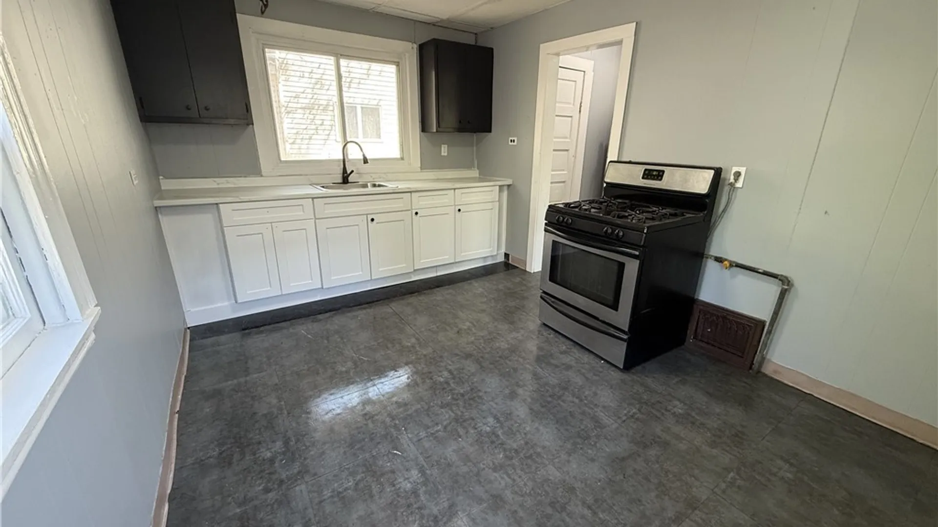 Property at 154 Seeley Avenue, Syracuse, NY 13205 14