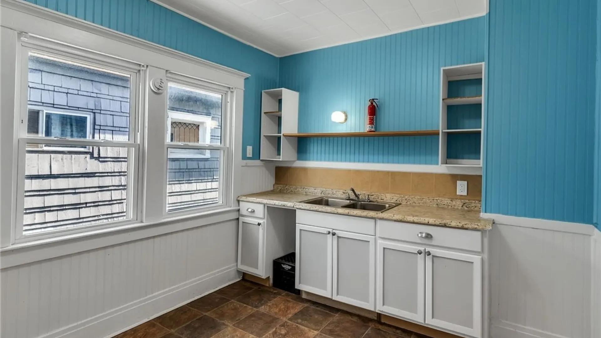 Property at 550 Ontario Street, Buffalo, NY 14207 5