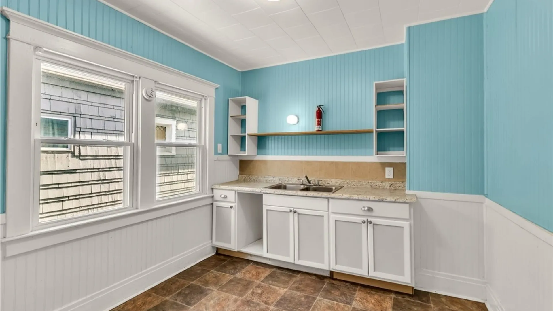 Property at 550 Ontario Street, Buffalo, NY 14207 6