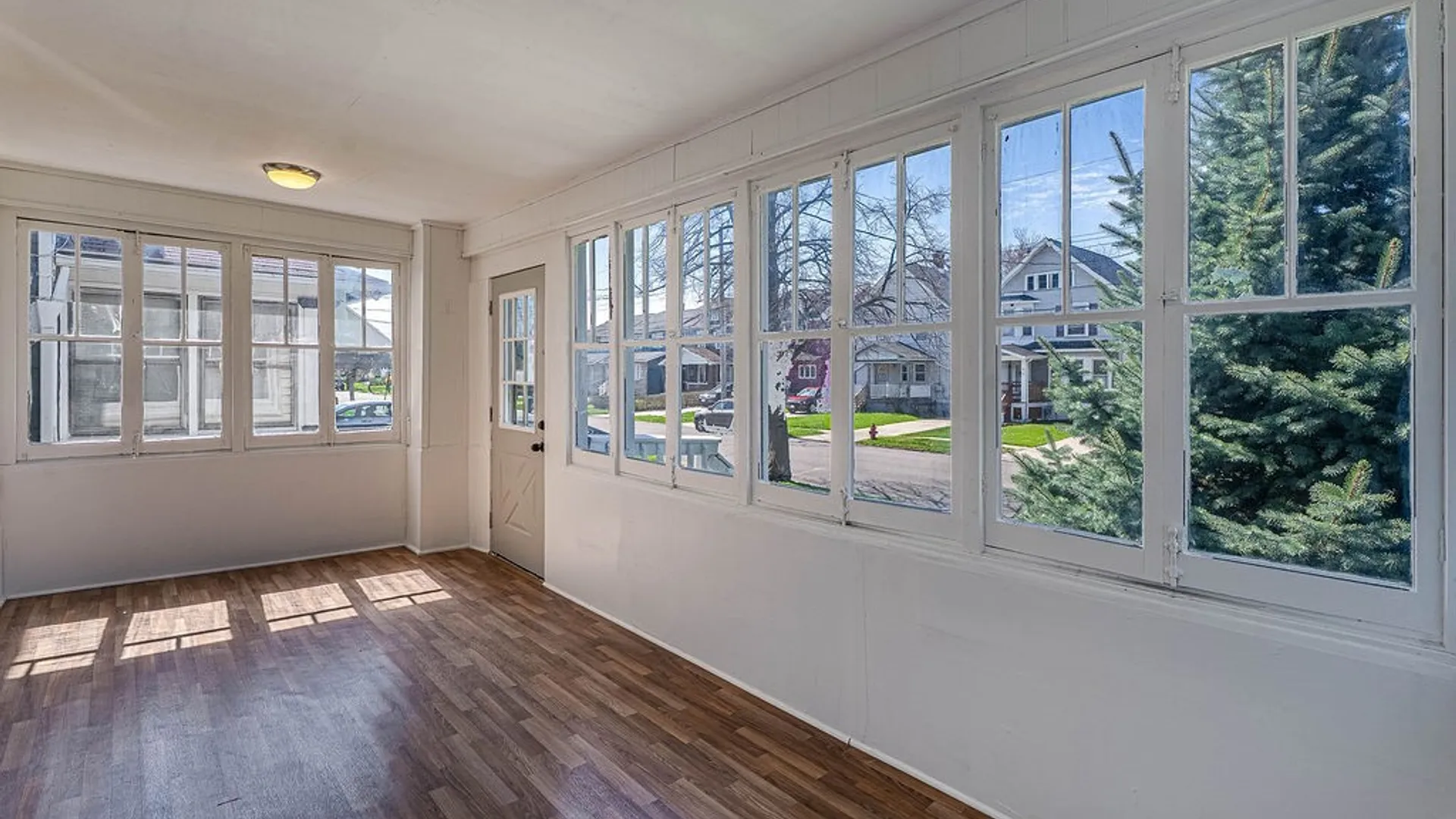 Property at 75 Henrietta Avenue, Buffalo, NY 14207 3