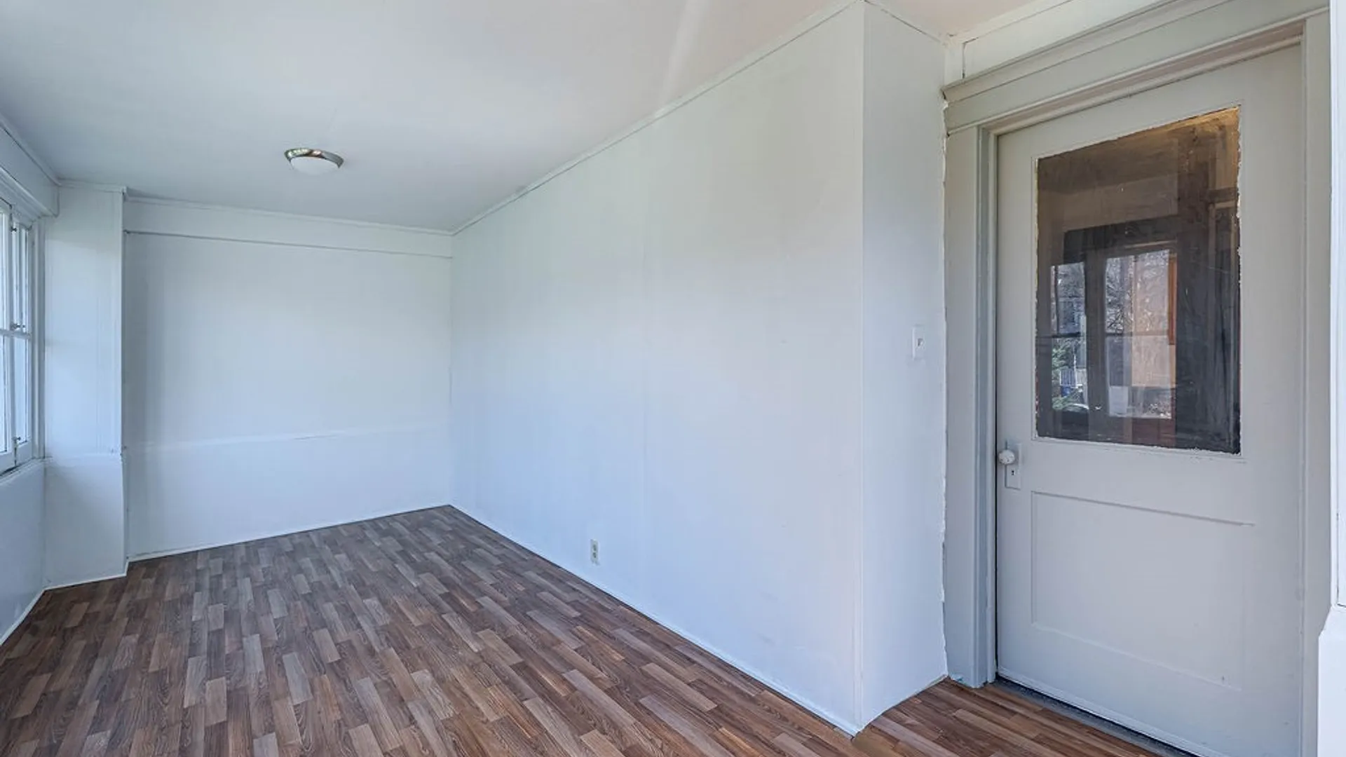 Property at 75 Henrietta Avenue, Buffalo, NY 14207 4