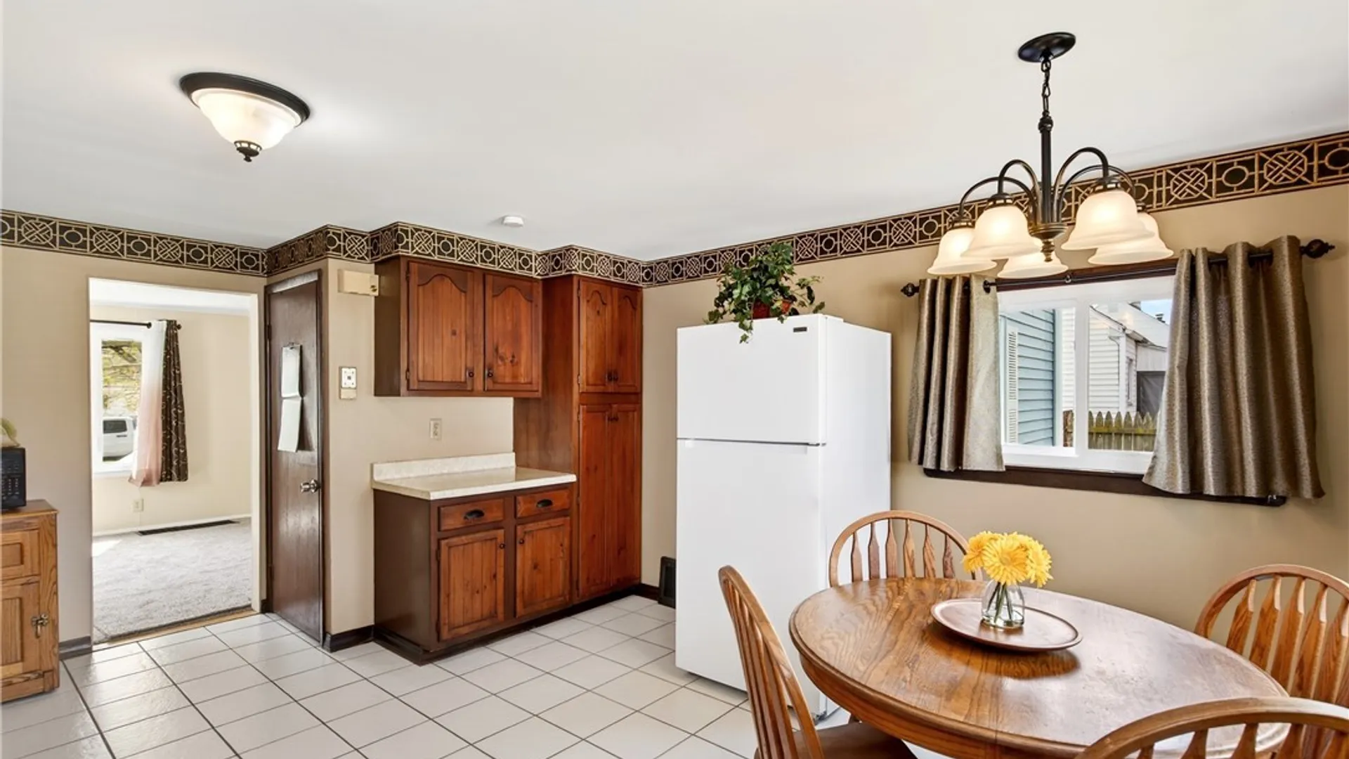 Property at 100 Beale Avenue, Cheektowaga, NY 14225 10