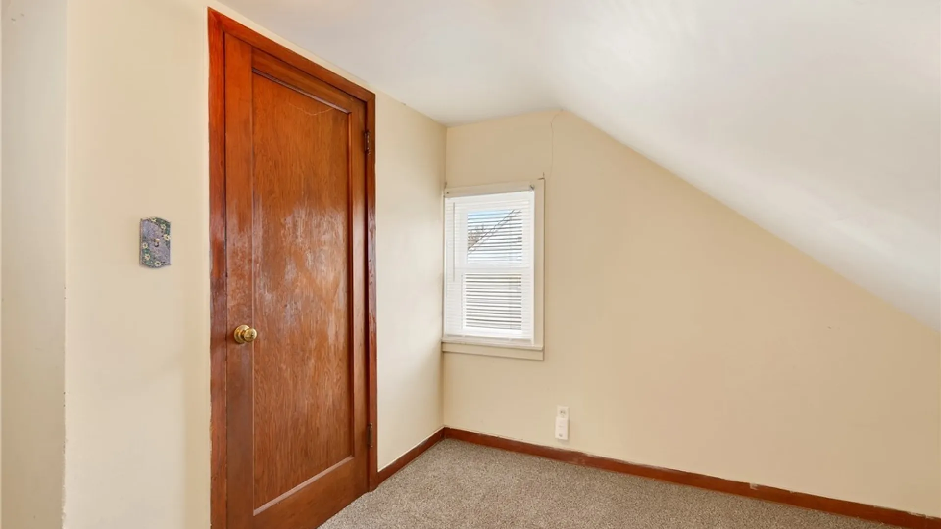 Property at 100 Beale Avenue, Cheektowaga, NY 14225 21