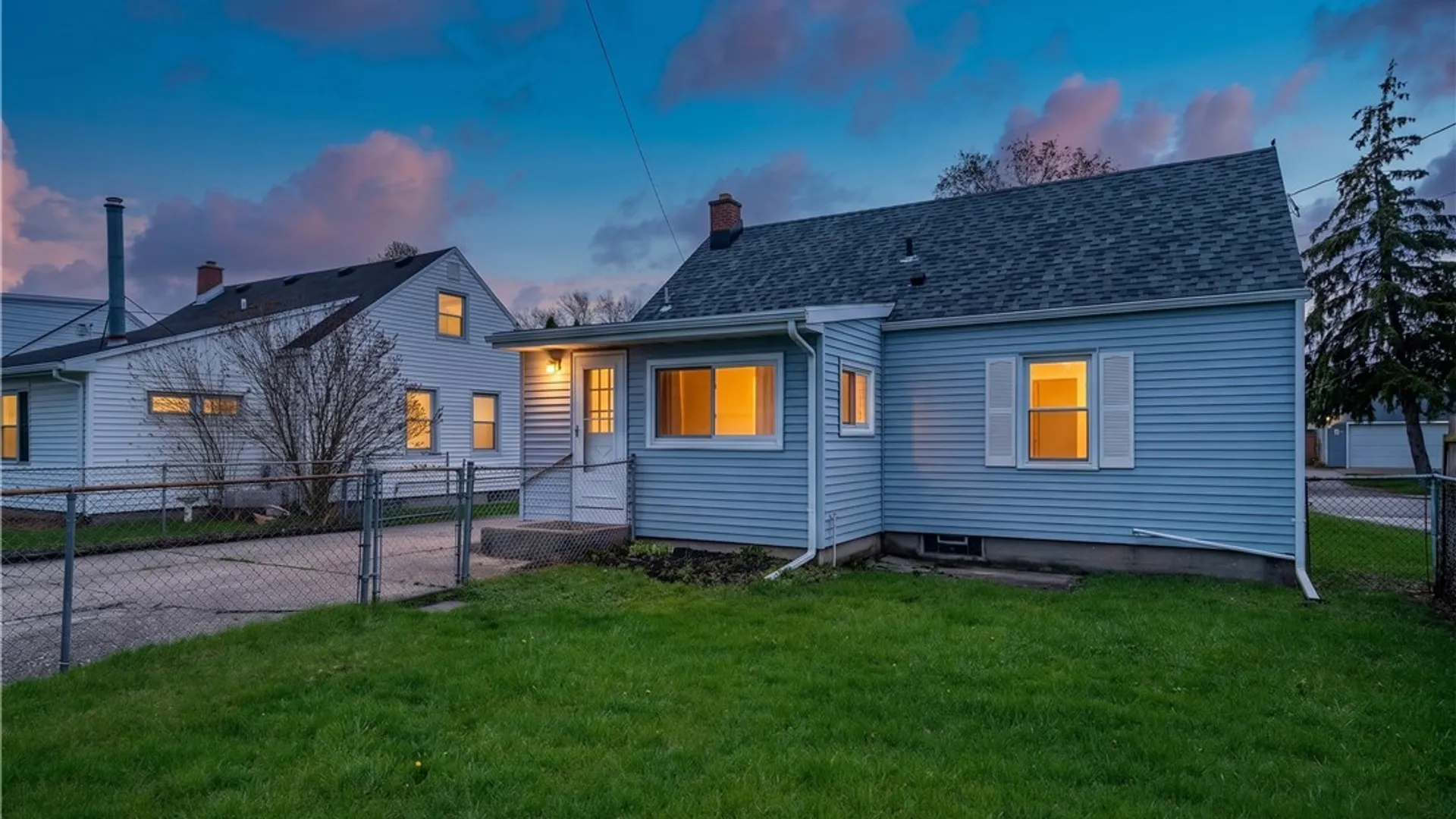 Property at 100 Beale Avenue, Cheektowaga, NY 14225 6
