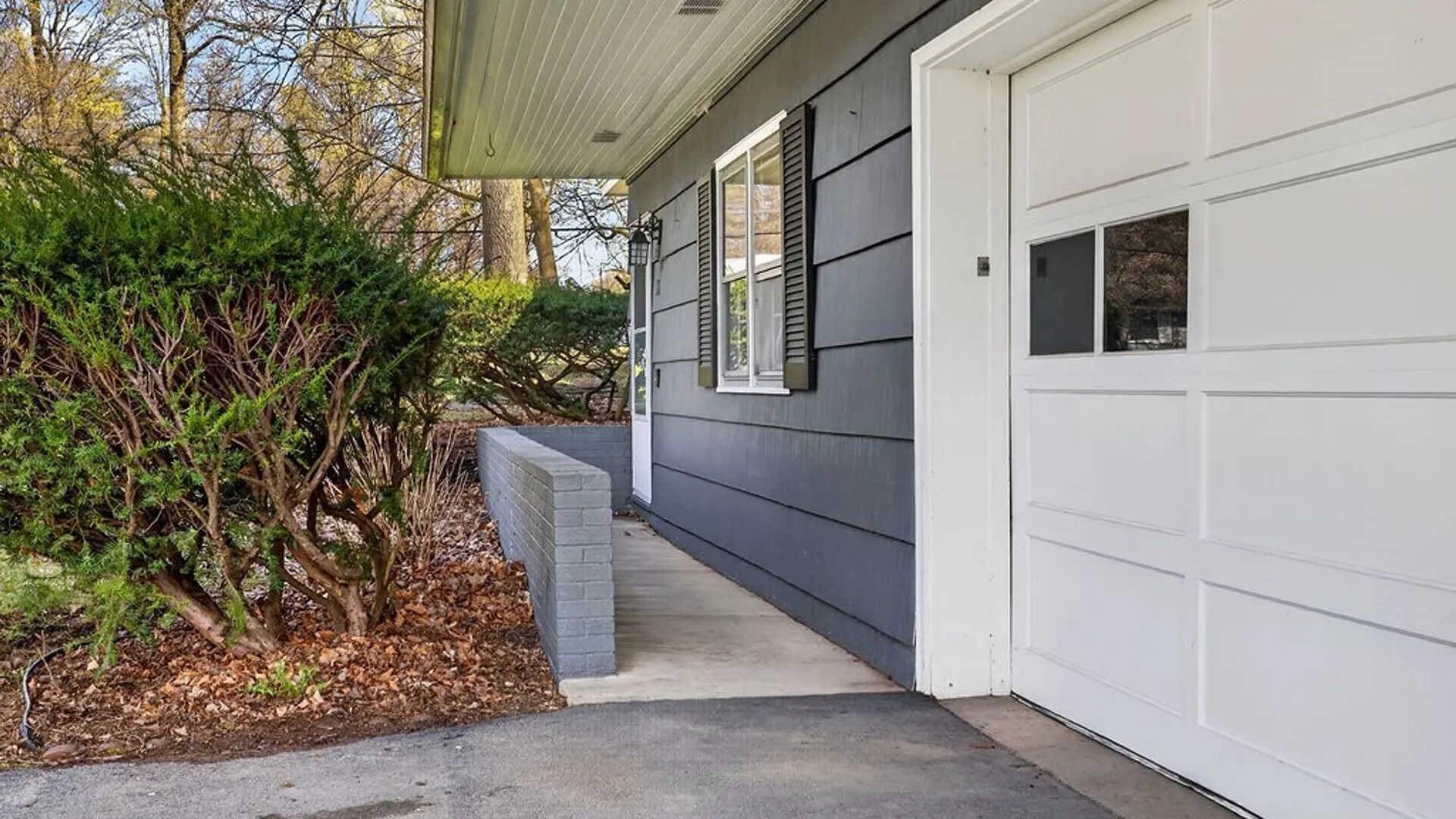 Property at 166 Terrace Way, Camillus, NY 13031 8