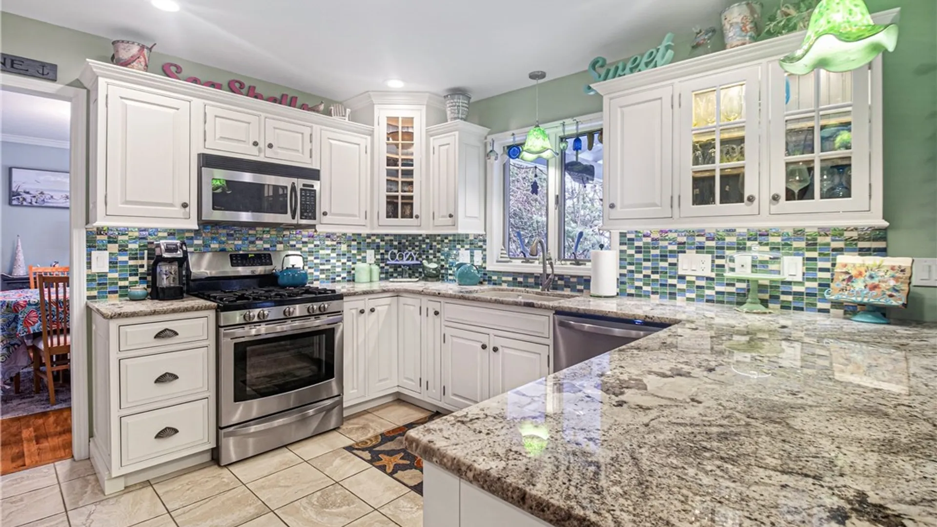 Property at 10 Morgan Lane, New Hartford, NY 13413 10