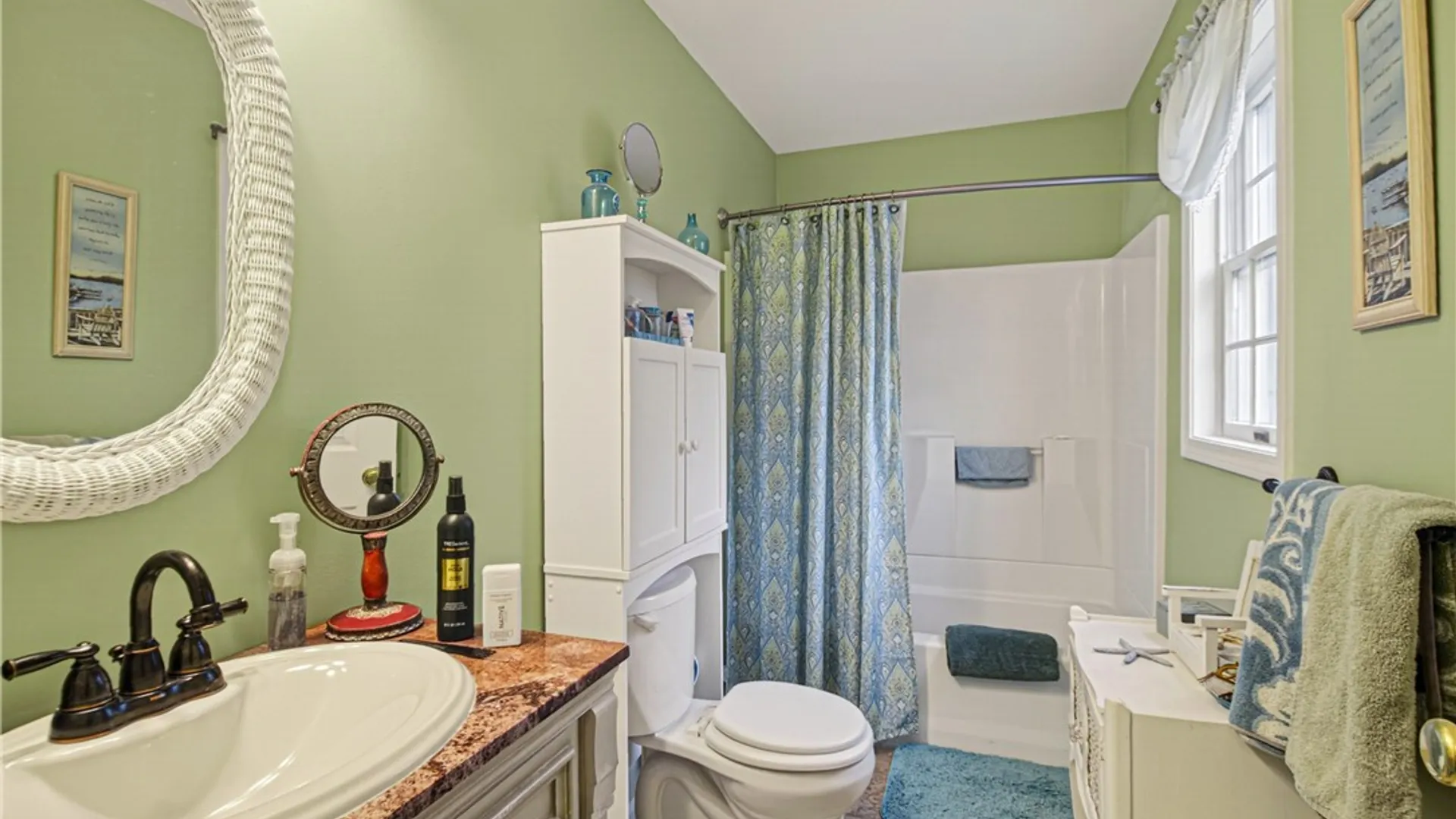 Property at 10 Morgan Lane, New Hartford, NY 13413 34