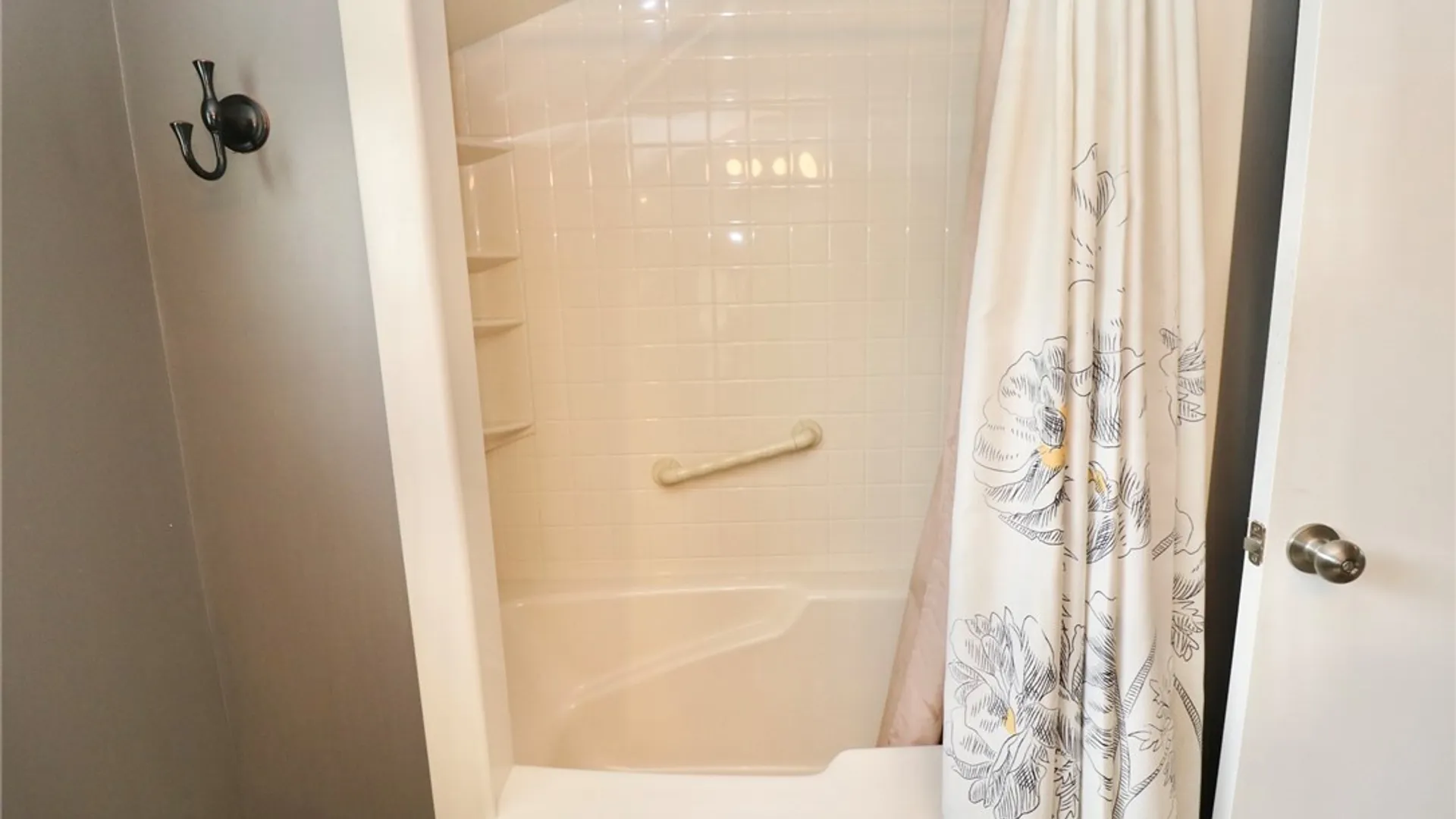 Property at 41 Bowery Street, Ogden, NY 14559 32