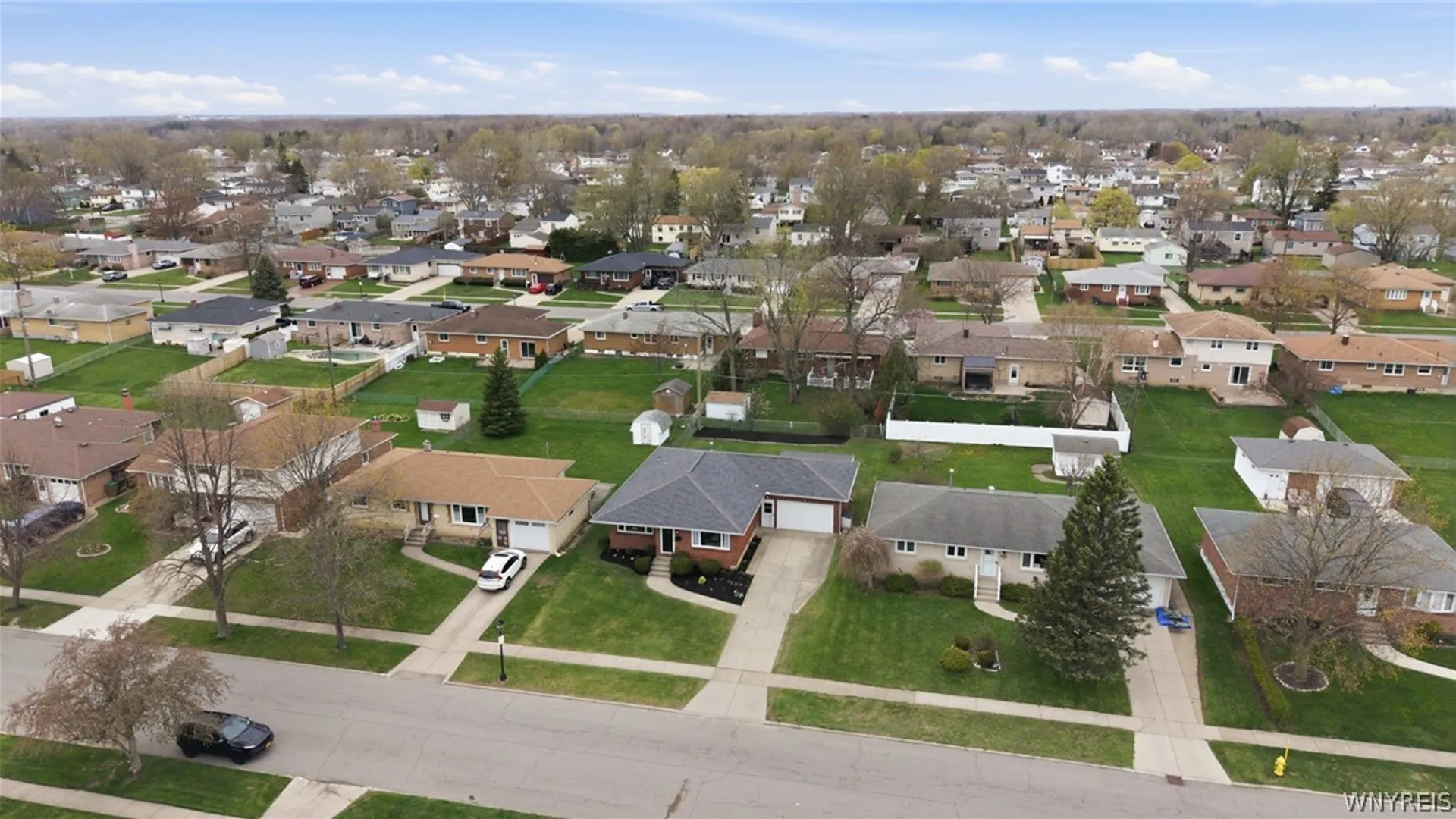 Property at 70 McKenzie Court, Cheektowaga, NY 14227 49