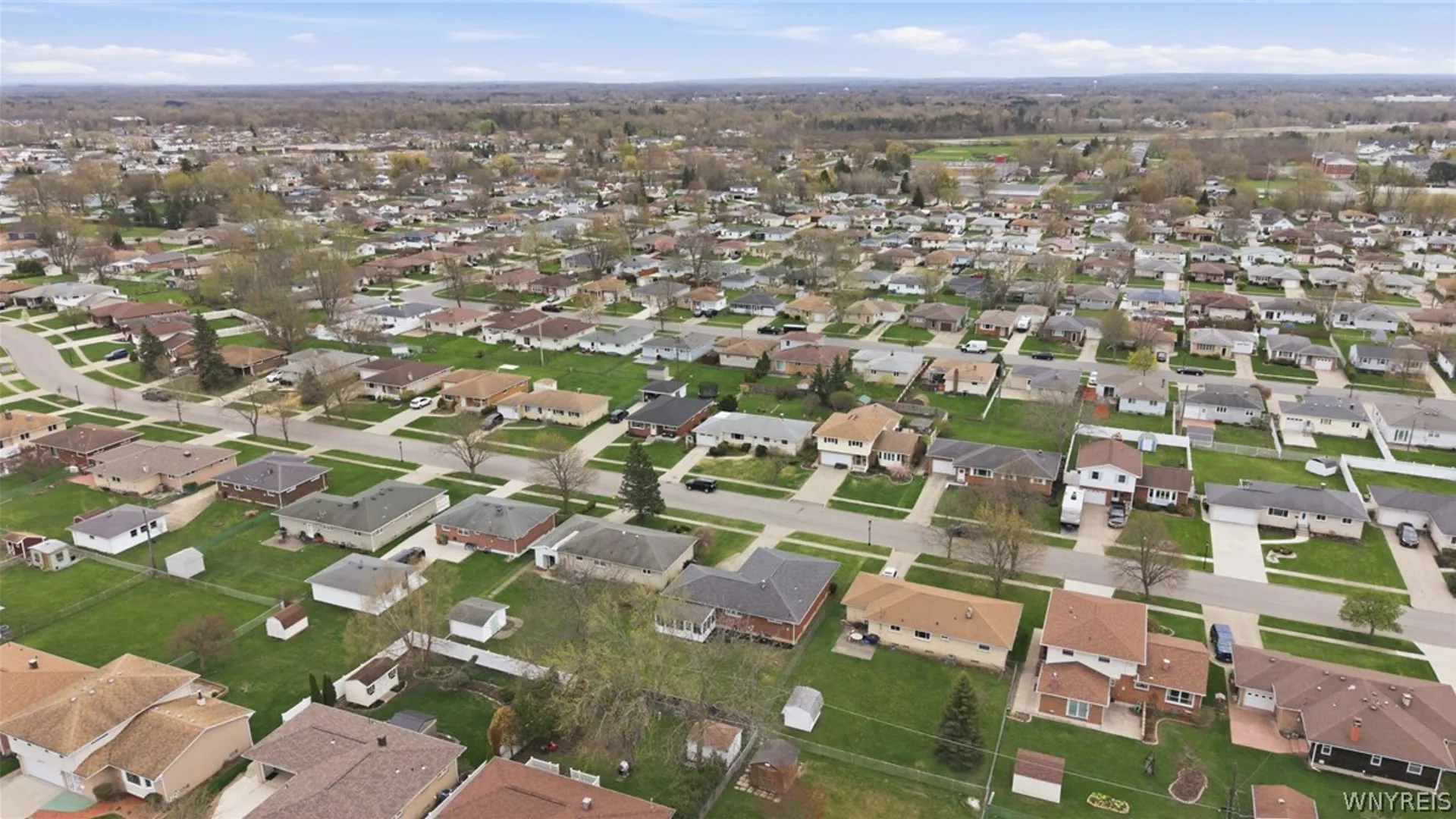 Property at 70 McKenzie Court, Cheektowaga, NY 14227 50