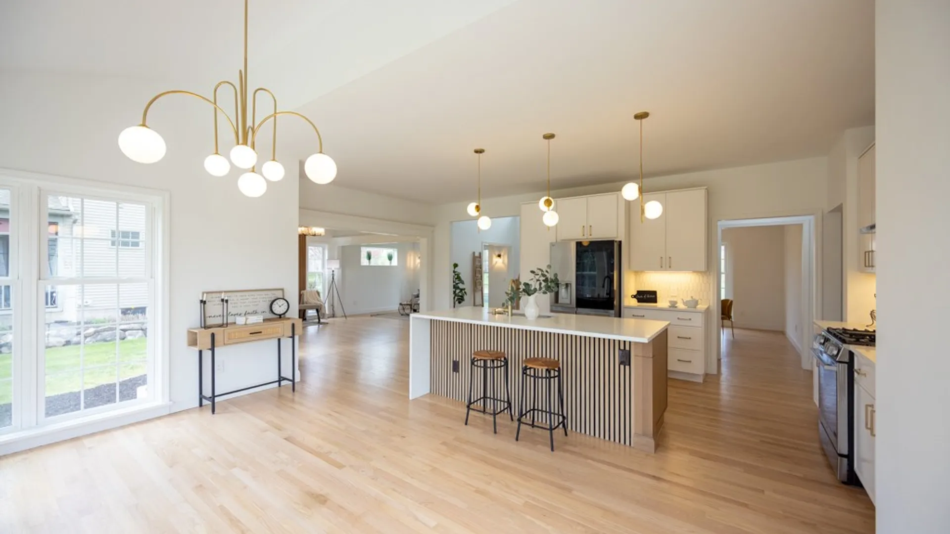 Property at 248 Barclay Square Drive, Brighton, NY 14618 16