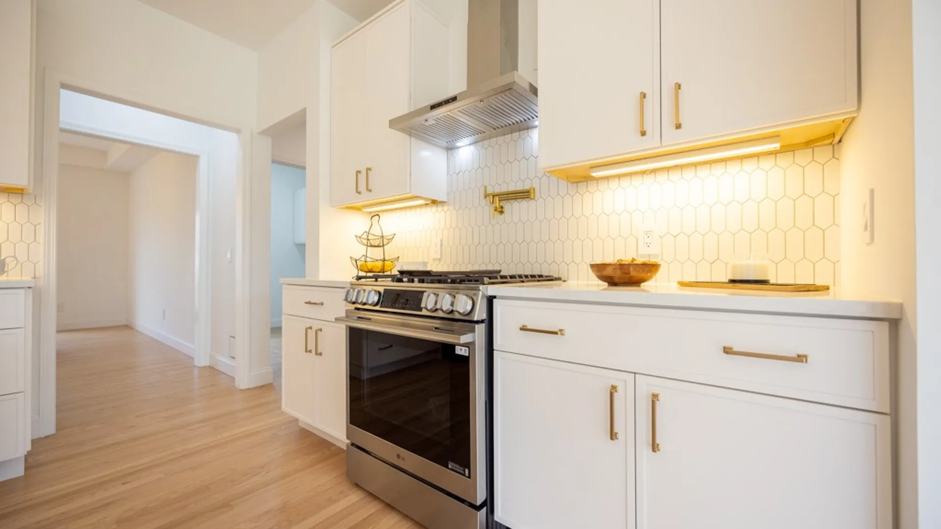 Property at 248 Barclay Square Drive, Brighton, NY 14618 20