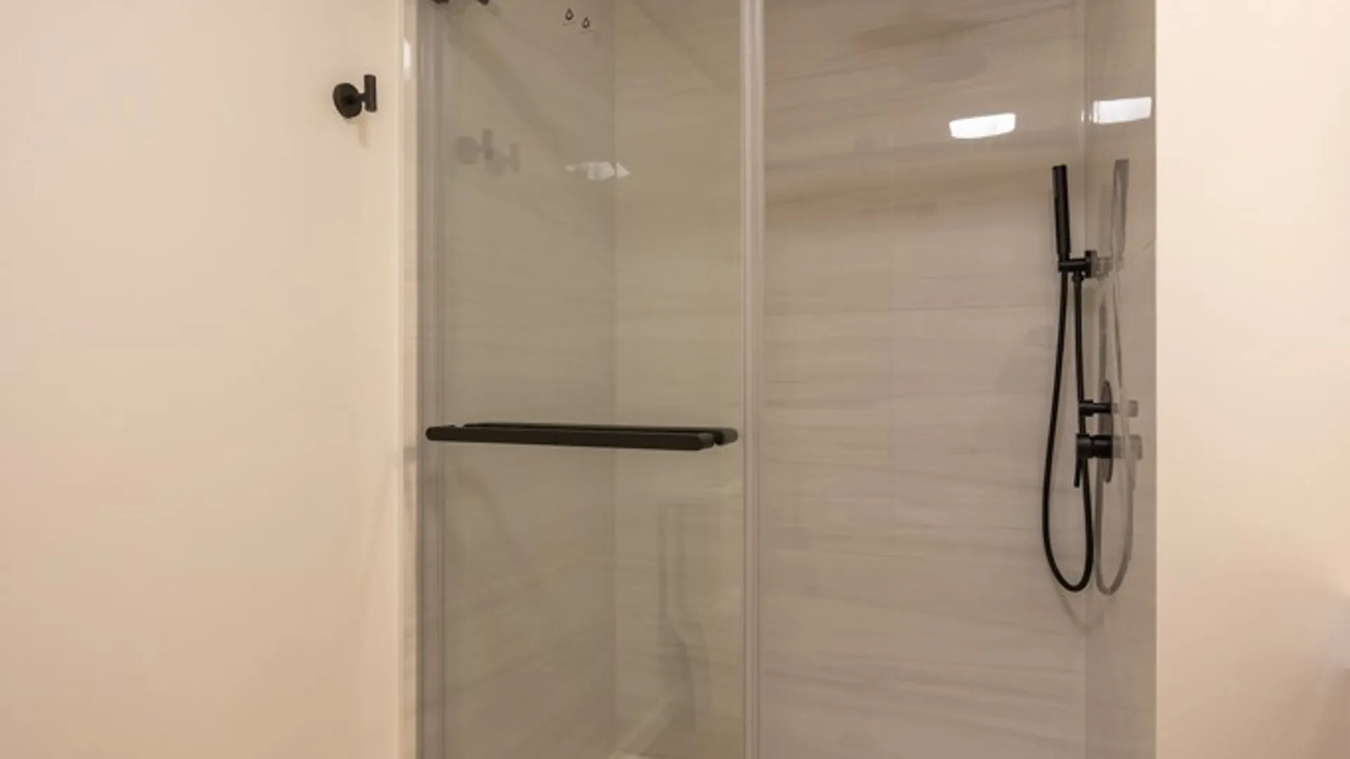 Property at 248 Barclay Square Drive, Brighton, NY 14618 44