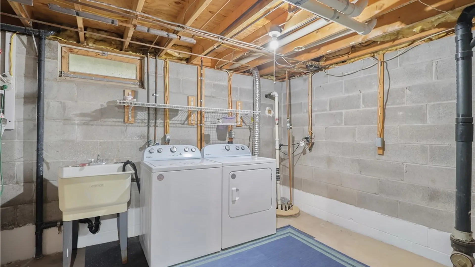 Property at 5092 Hackberry Lane, Clay, NY 13041 24