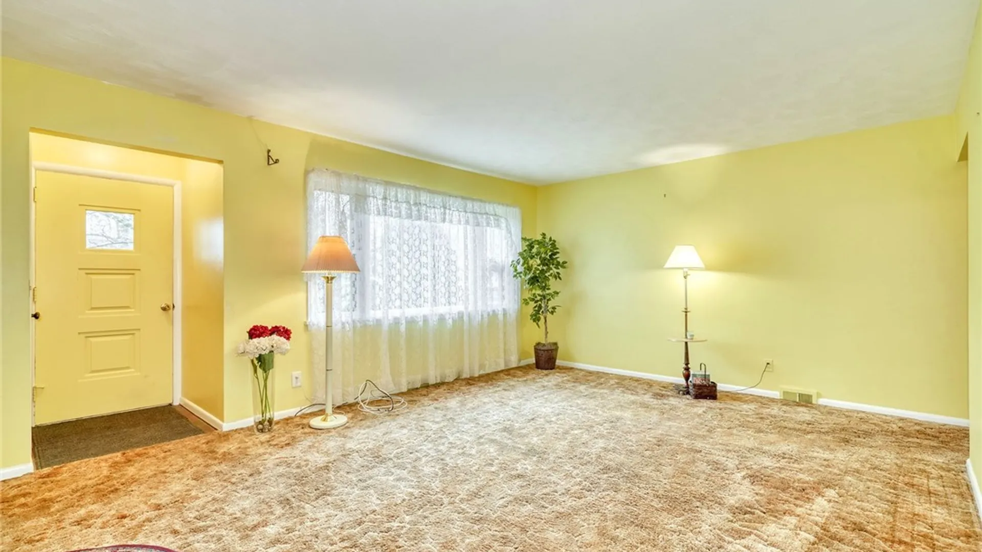 Property at 995 Gravel Road, Webster, NY 14580 13