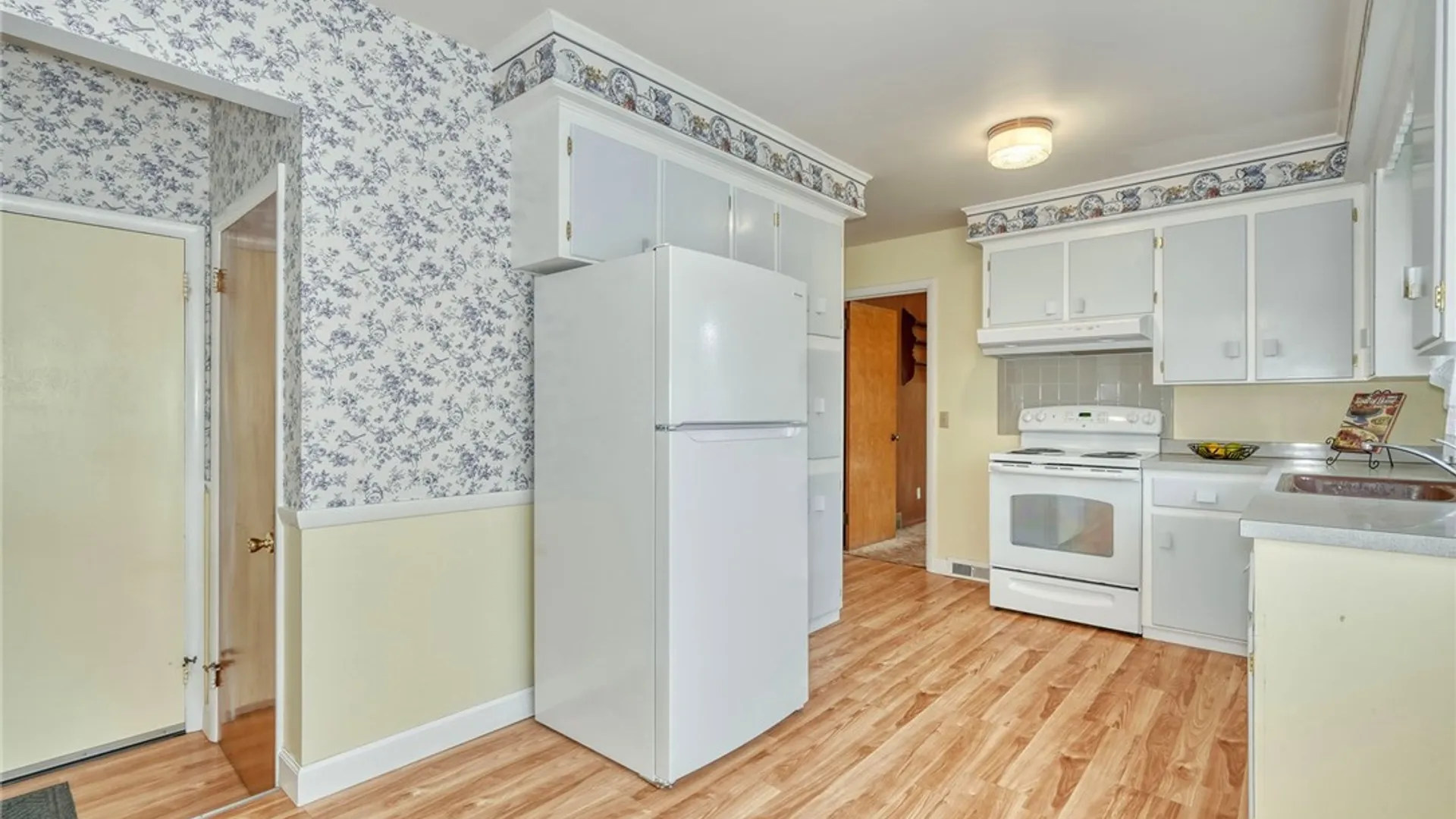 Property at 995 Gravel Road, Webster, NY 14580 20