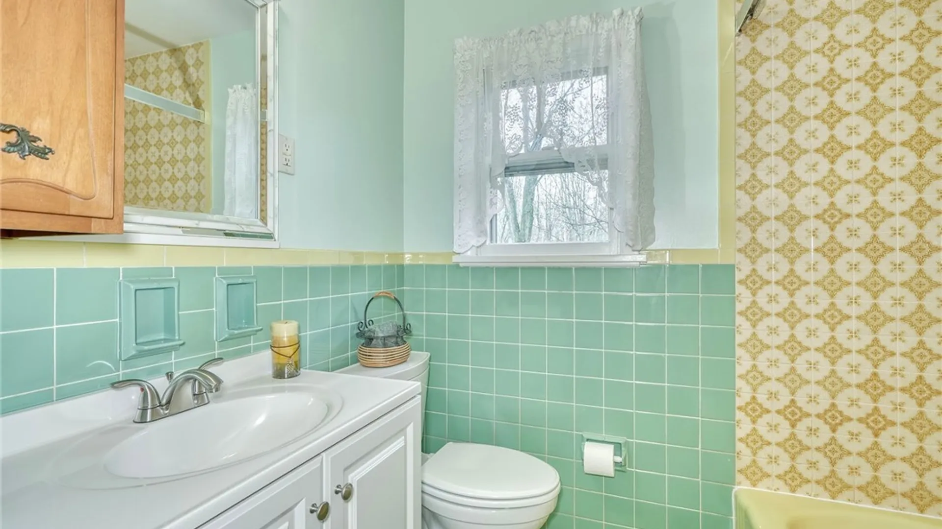 Property at 995 Gravel Road, Webster, NY 14580 33