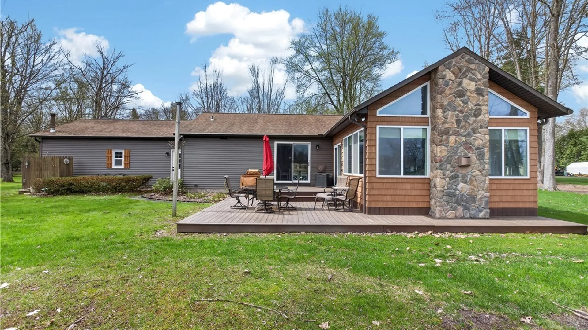 Property at 131 Aldrich Lane, Schroeppel, NY 13132 28