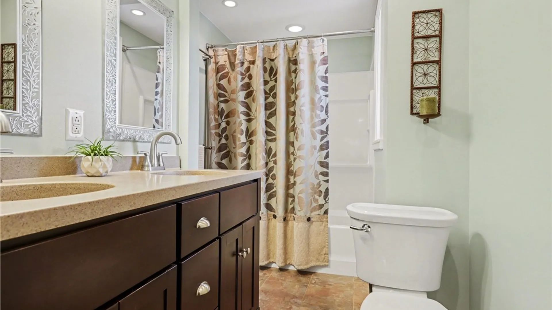 Property at 47 Hollywood Crescent, Irondequoit, NY 14617 22