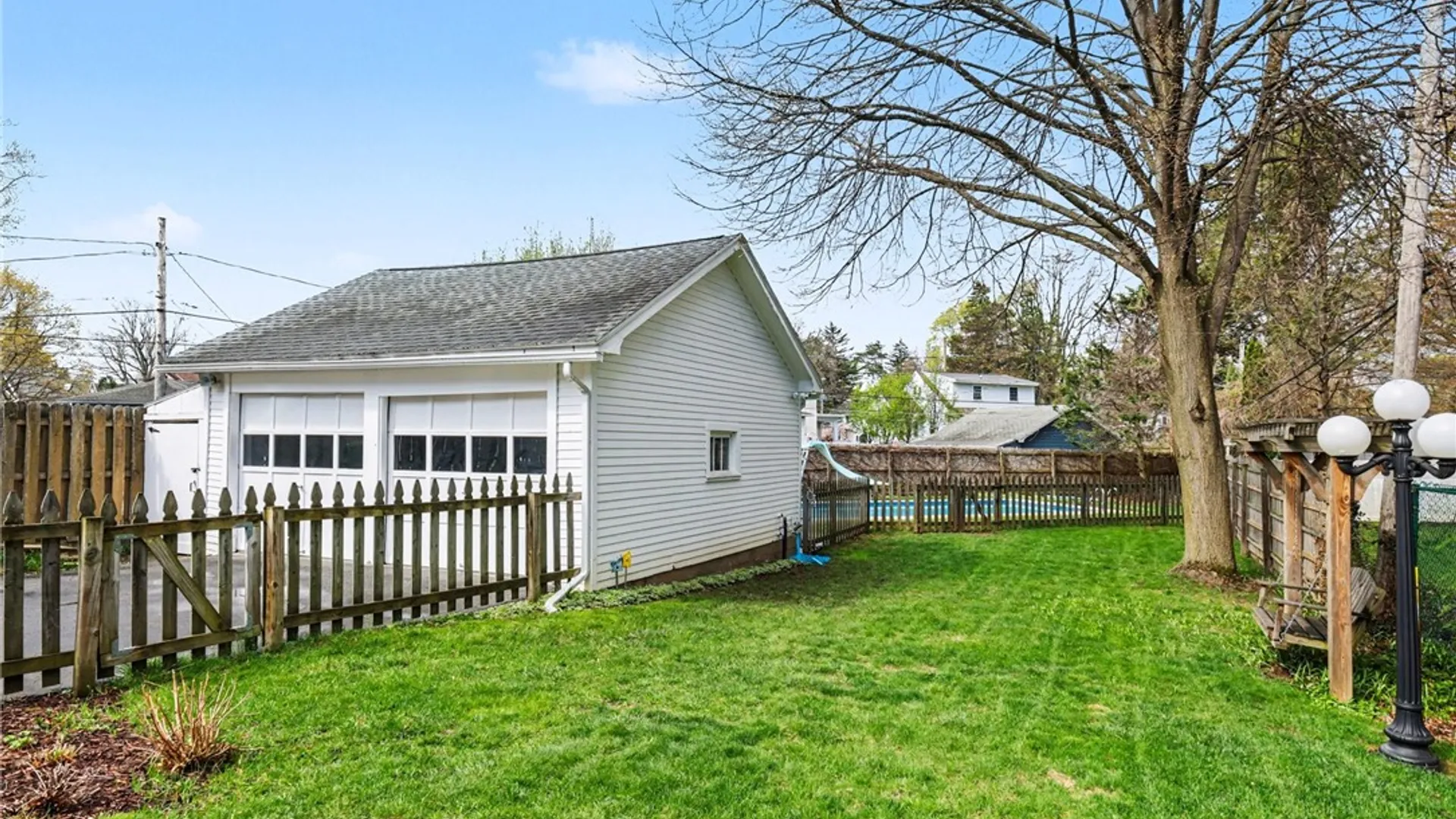 Property at 47 Hollywood Crescent, Irondequoit, NY 14617 33