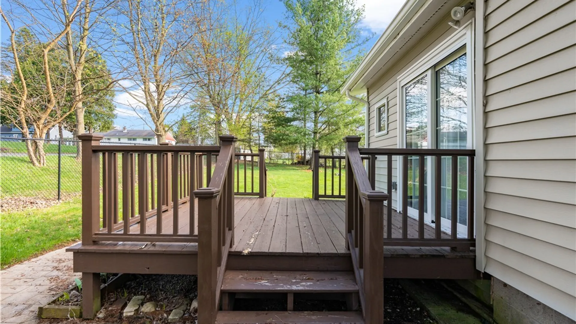 Property at 24 Saint Anthony Street, Auburn, NY 13021 16