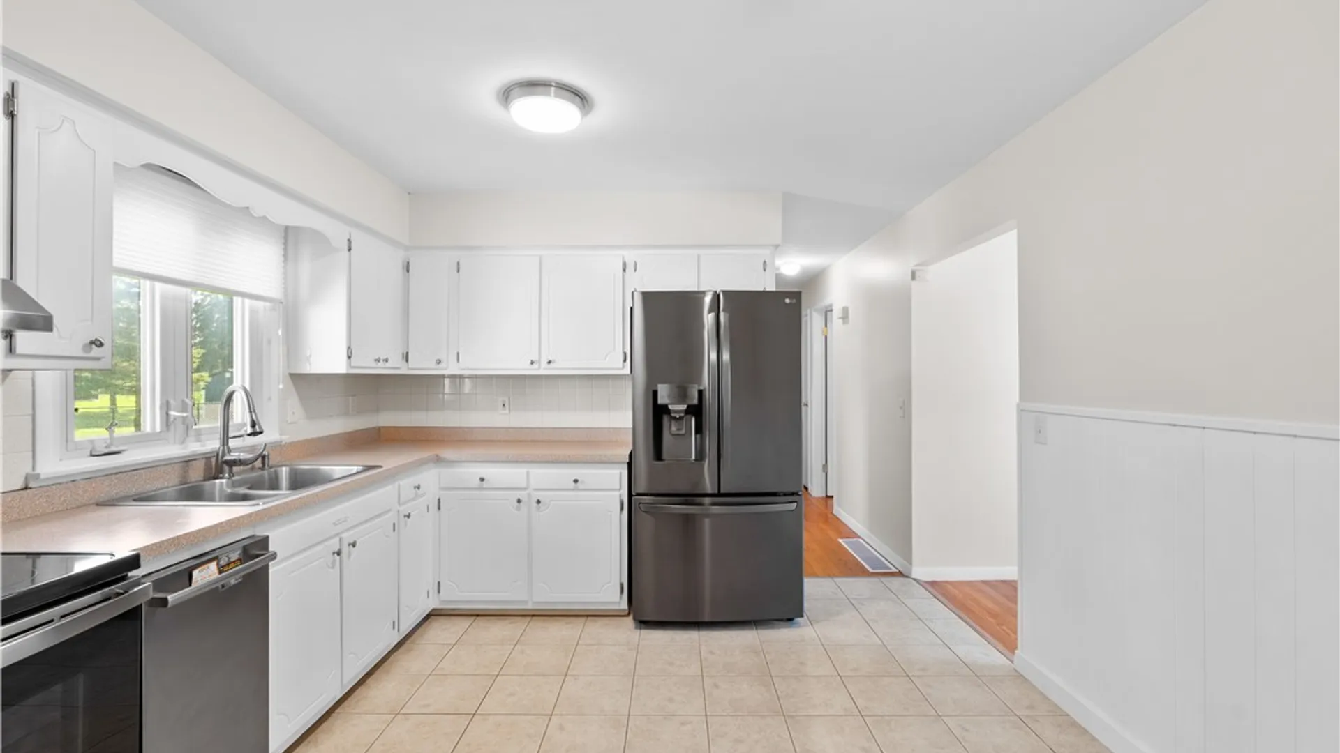Property at 24 Saint Anthony Street, Auburn, NY 13021 6