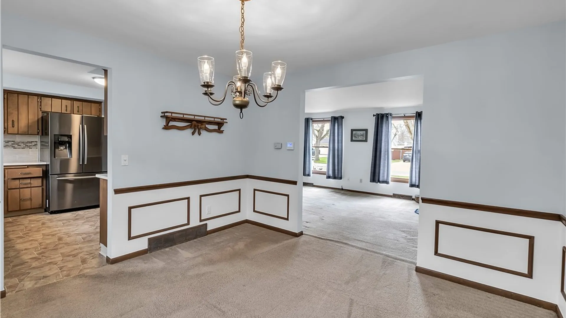 Property at 72 October Lane, Amherst, NY 14228 12