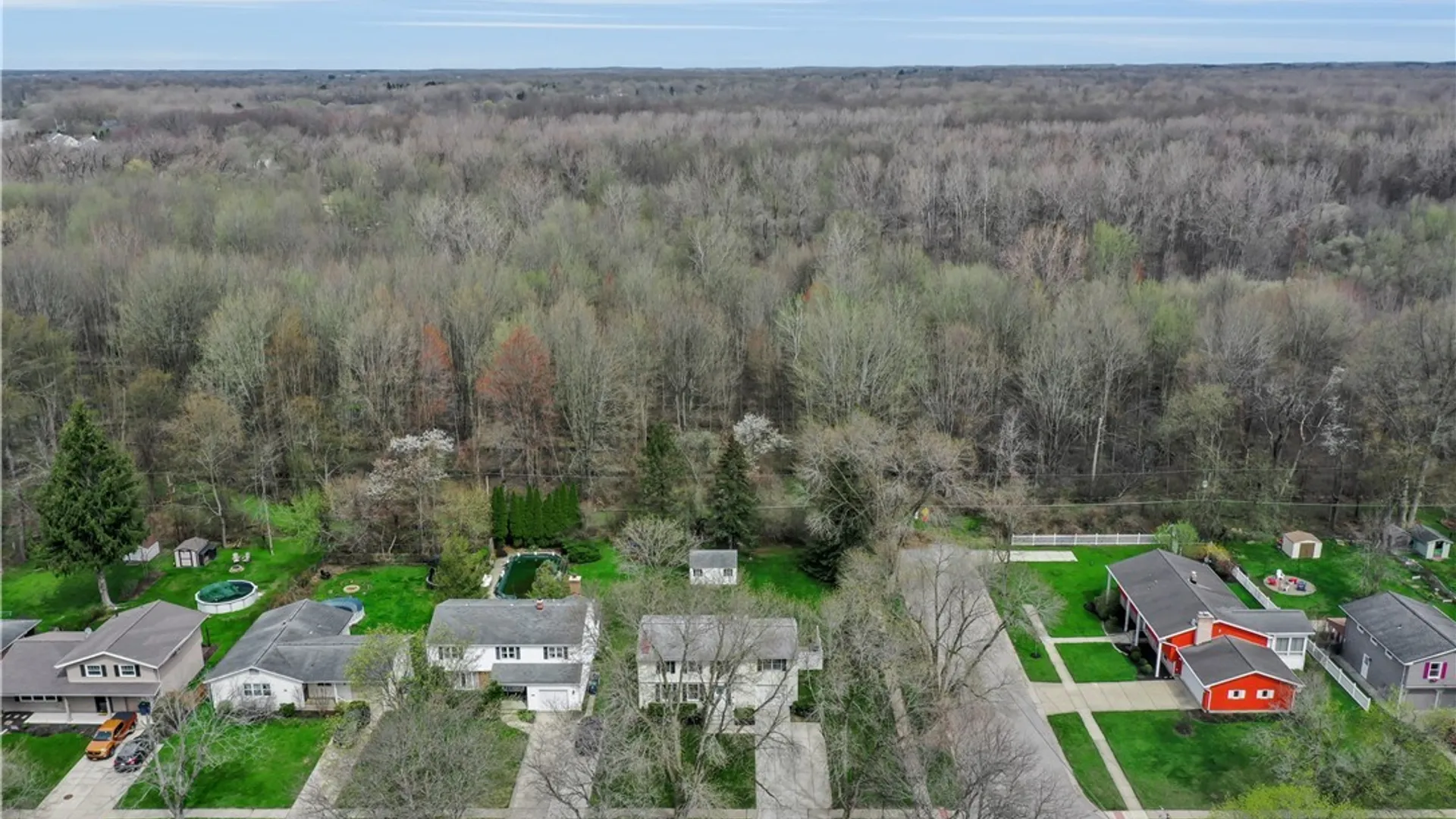 Property at 72 October Lane, Amherst, NY 14228 2