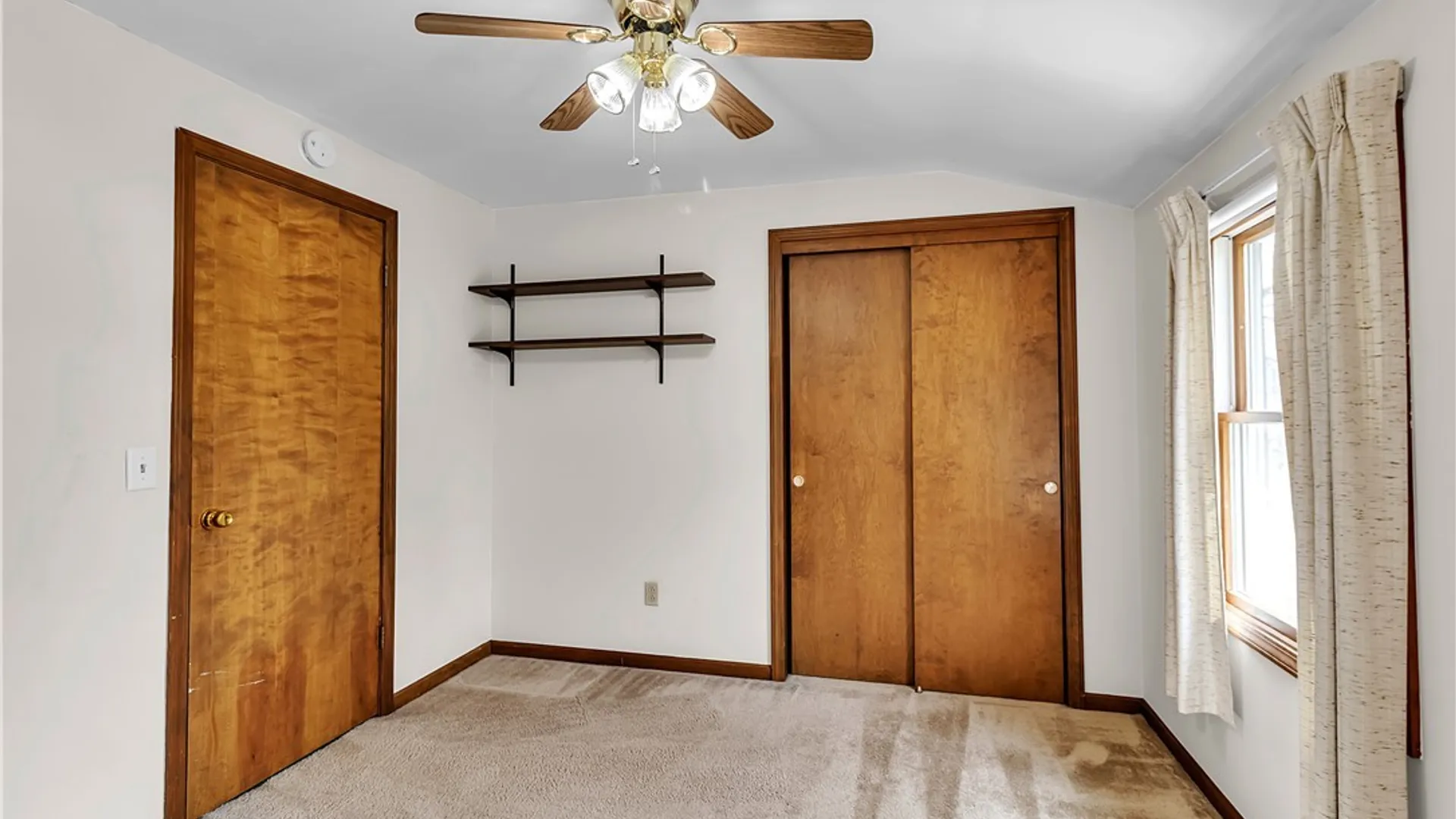 Property at 72 October Lane, Amherst, NY 14228 20