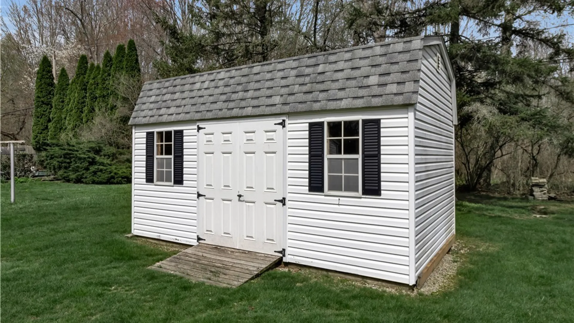 Property at 72 October Lane, Amherst, NY 14228 32