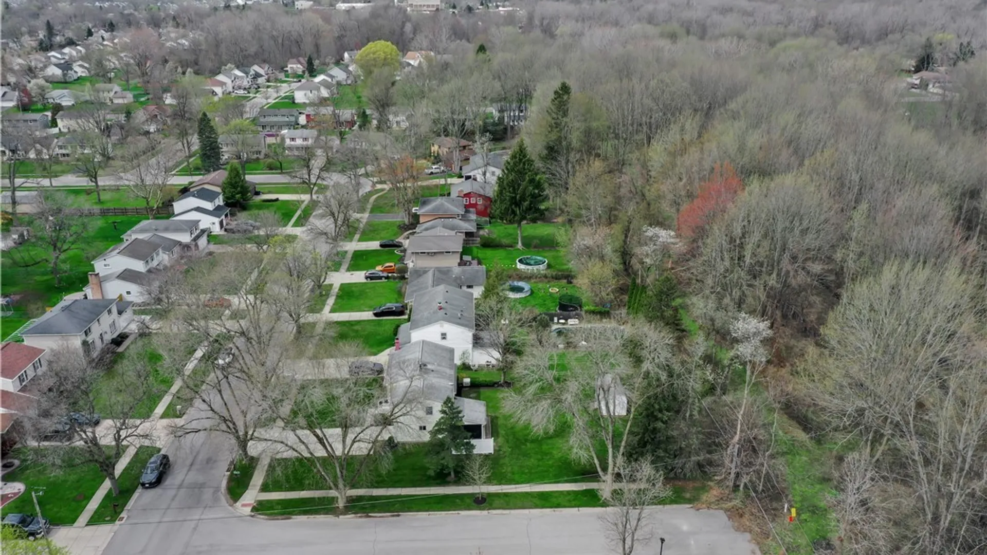 Property at 72 October Lane, Amherst, NY 14228 38