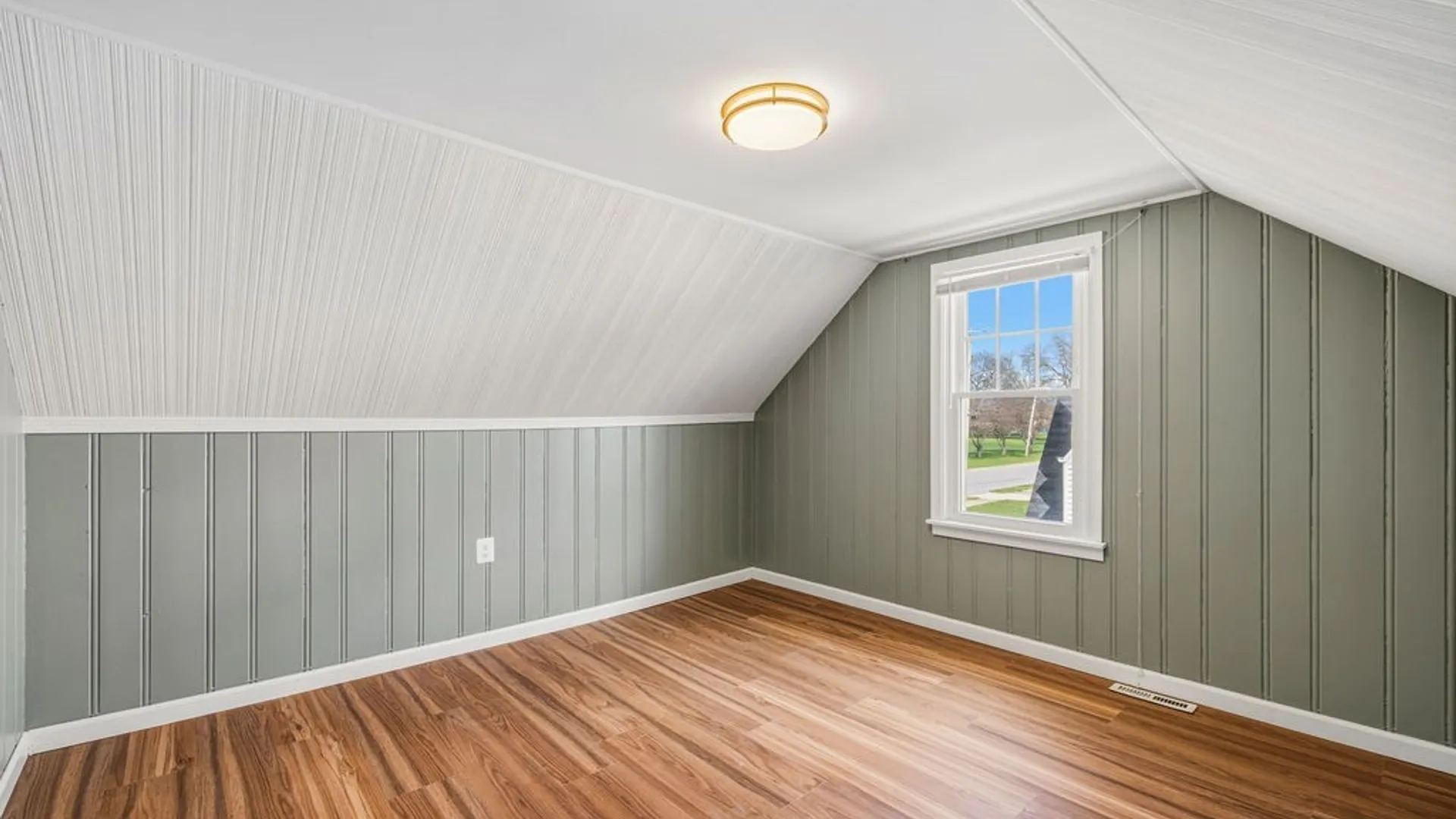Property at 8935 Joliet Avenue, Niagara Falls, NY 14304 26
