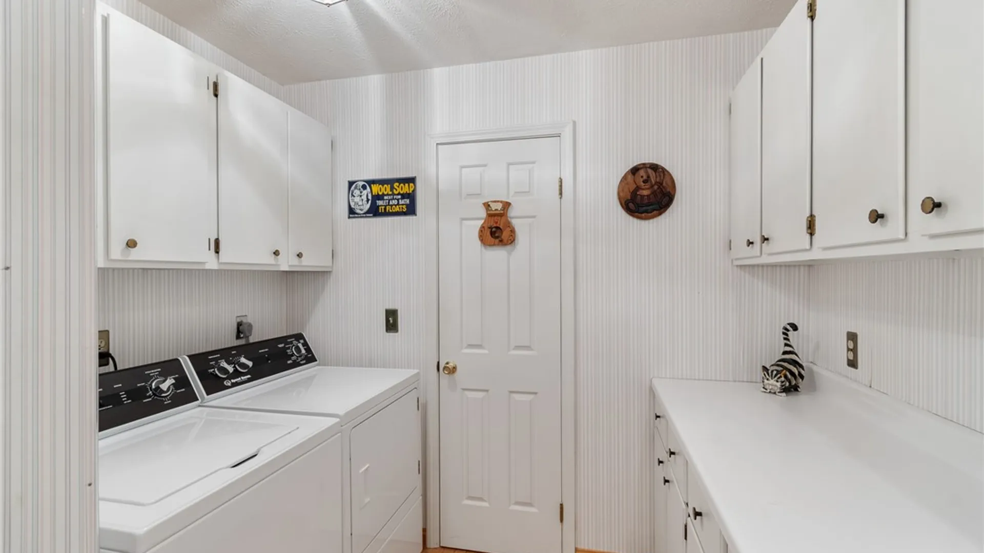 Property at 5124 Springbush Dr Drive, Canandaigua Town, NY 14424 18