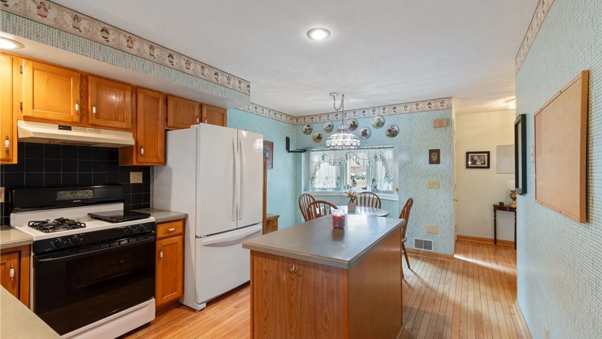 Property at 5124 Springbush Dr Drive, Canandaigua Town, NY 14424 7